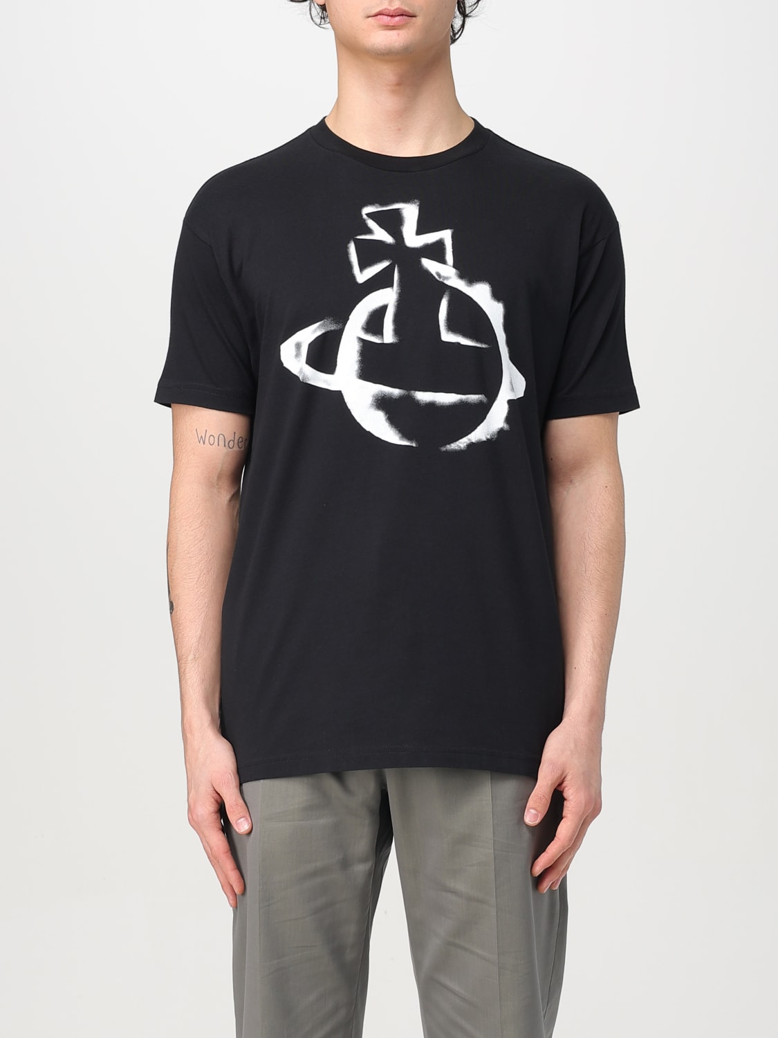 Tシャツ・カットソー VIVIENNE WESTWOOD Men T-shirt Black 3G010013J001MGO N401 Vivienne Westwood - Cotton crew-neck T-shirt black - The Corner