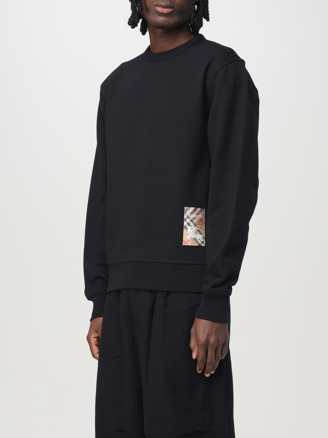 パーカー・フーディ BURBERRY Men Hoodies 8101889 A1189 BLACK Burberry Black Long Sleeve Hoodies & Sweatshirts for Men for