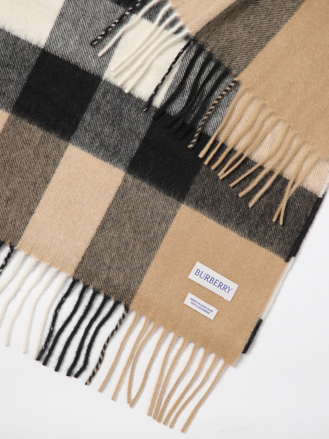 スカーフ BURBERRY Woman Scarf Beige 8077890 BURBERRY: Scarf woman - Beige | Burberry scarf 8077890