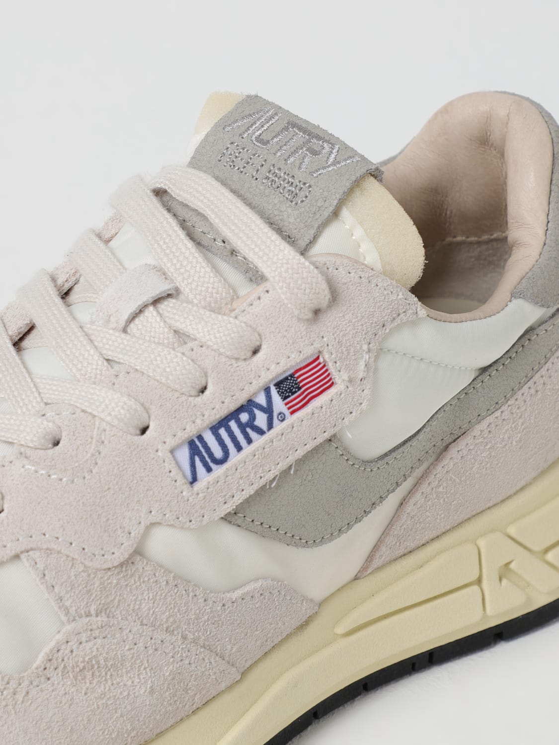 AUTRY: Sneakers men - White | Autry sneakers WWLMNC04 online