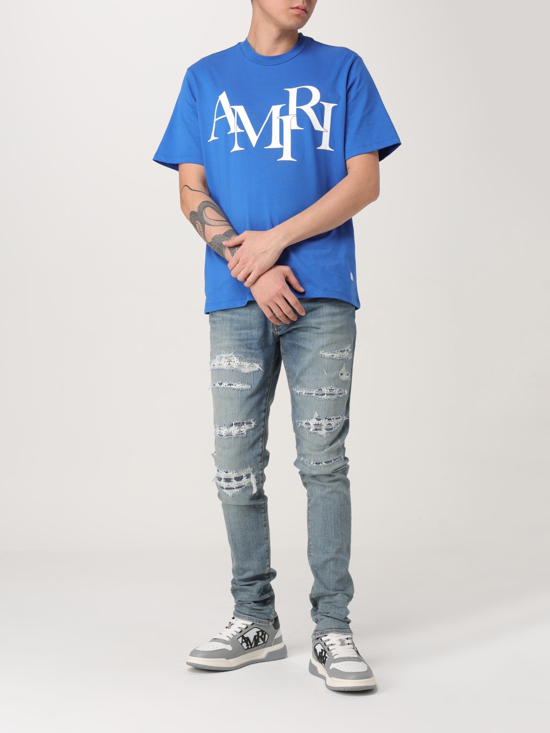 Tシャツ・カットソー AMIRI Men T-shirt Blue AMJYTE1149 420 AMIRI: T-shirt men - Blue | Amiri t-shirt AMJYTE1149 online