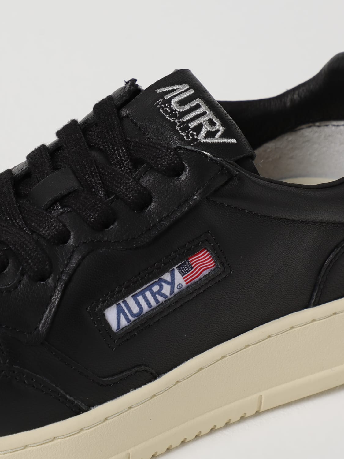 スニーカー AUTRY Men Sneakers Black AULMGG05 AUTRY: Sneakers men - Black | Autry sneakers AULMGG05 online