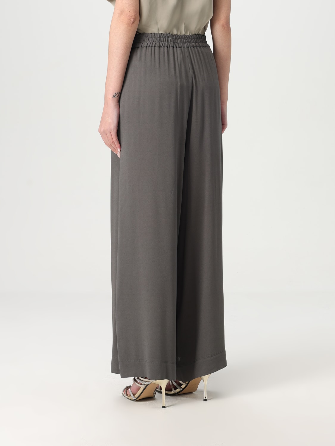 パンツ FABIANA FILIPPI Woman Pants Grey PAD274F260H463M466 8183 FABIANA FILIPPI | Light grey Women's Casual Pants | YOOX