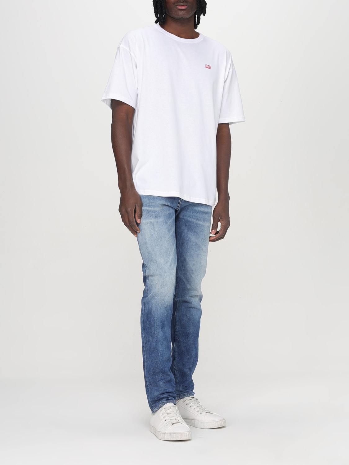 Tシャツ・カットソー DIESEL Men T-shirt White A164000QIAM 100 DIESEL:Tシャツ メンズ - ホワイト | GIGLIO.COMオンラインの