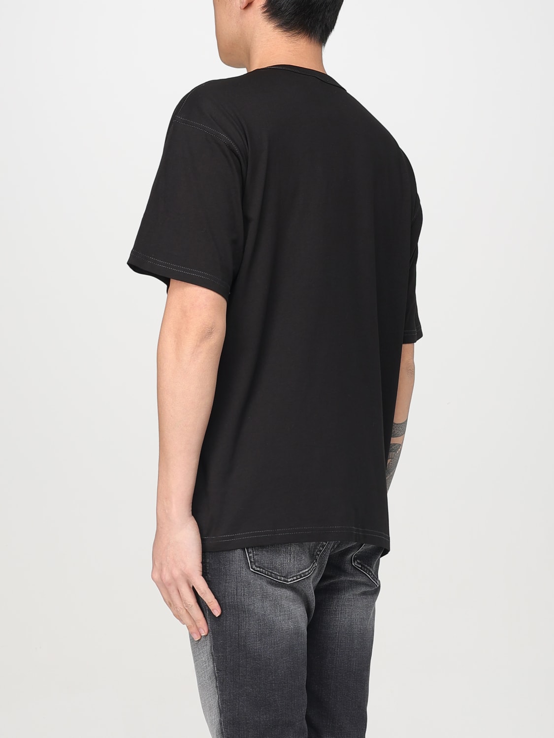Tシャツ・カットソー DIESEL Men T Shirts A164000QIAM9XX Black Women's T-shirt with embroidered D patch | Black | Diesel