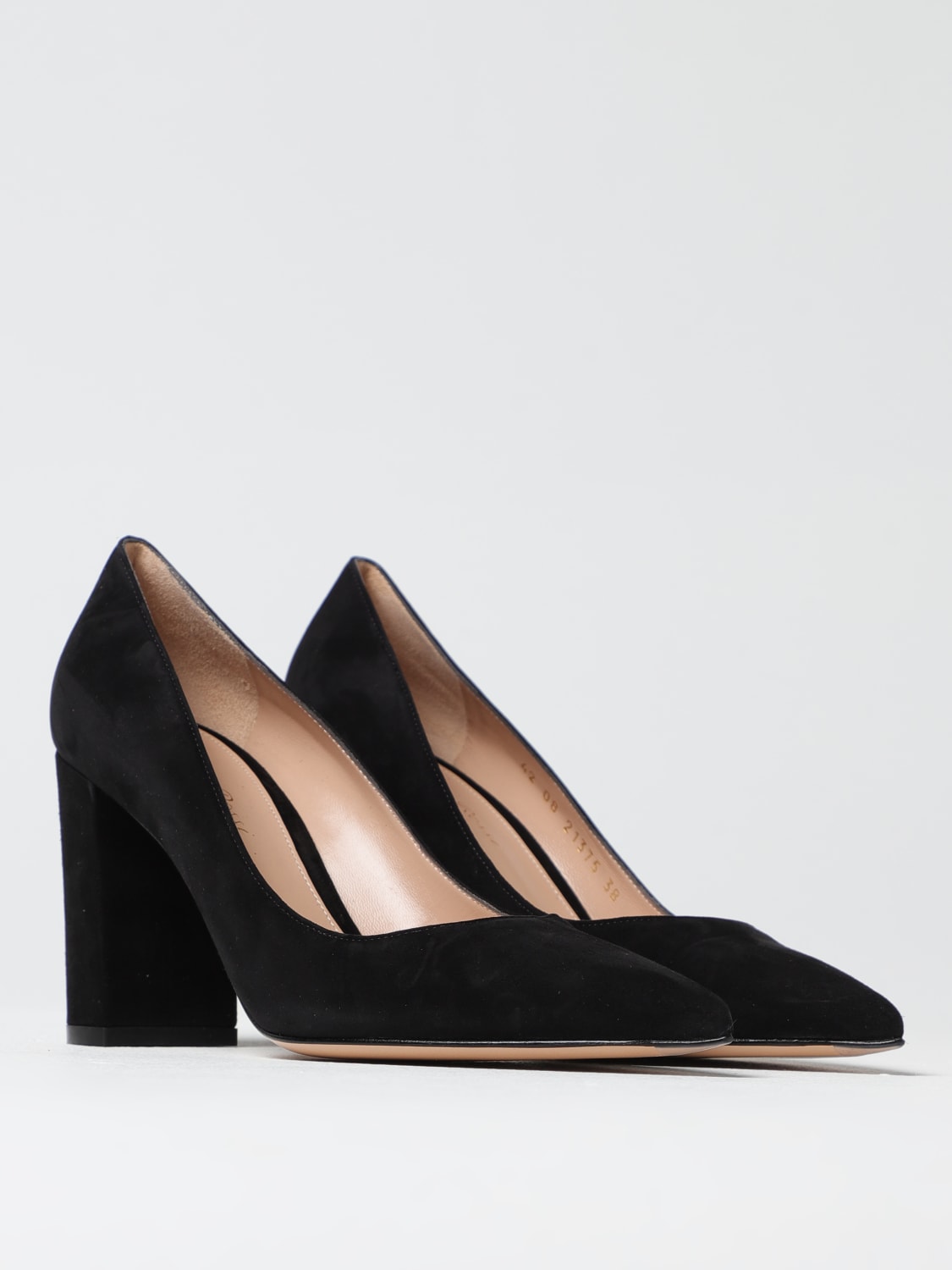 シューズ・サンダルその他 GIANVITO ROSSI Woman Pumps Black G2137585RICCAM NERO GIANVITO ROSSI: Pumps woman - Black | Gianvito Rossi pumps
