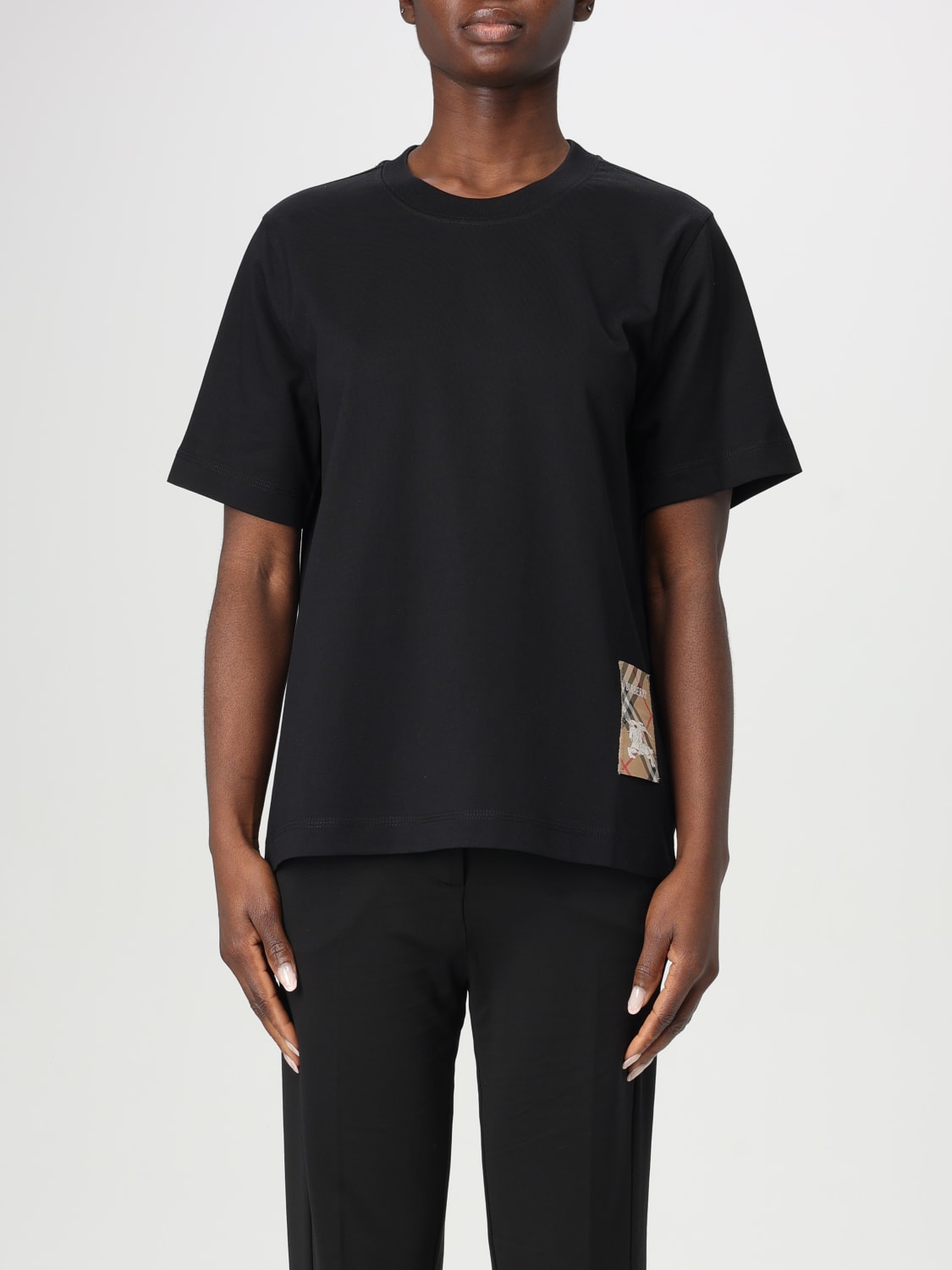 BURBERRY: T-shirt woman - Black | Burberry t-shirt 8104883