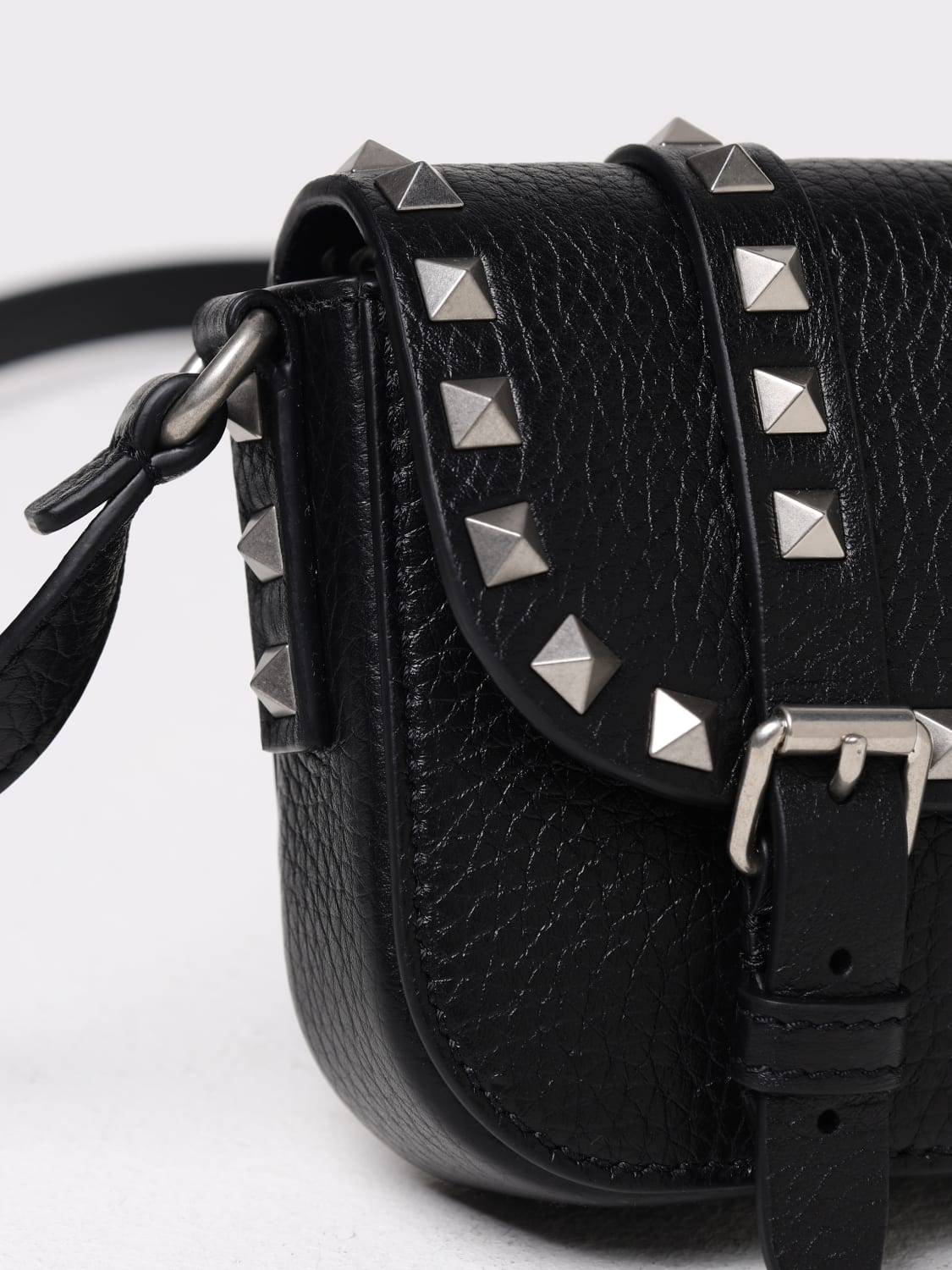 ショルダーバッグ VALENTINO GARAVANI Men Shoulder bag Black 6V0P0V05KDB 0NO VALENTINO GARAVANI: Bags men - Black | Valentino Garavani