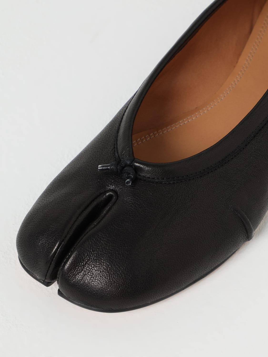 MAISON MARGIELA: Ballet flats woman - Black | Maison