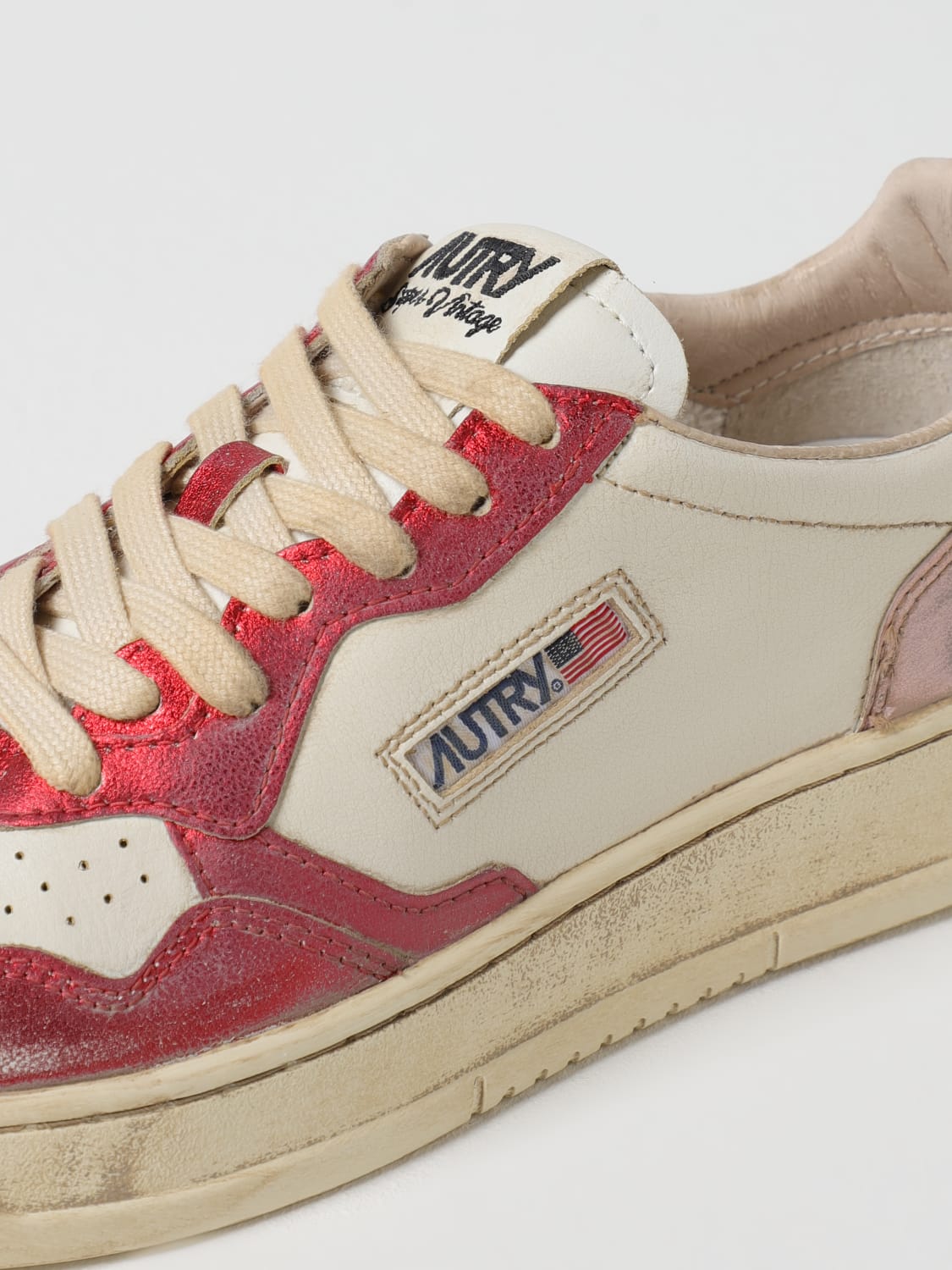 AUTRY SNEAKERS: Sneakers Super Vintage Autry in pelle used, Bianco - Img 4