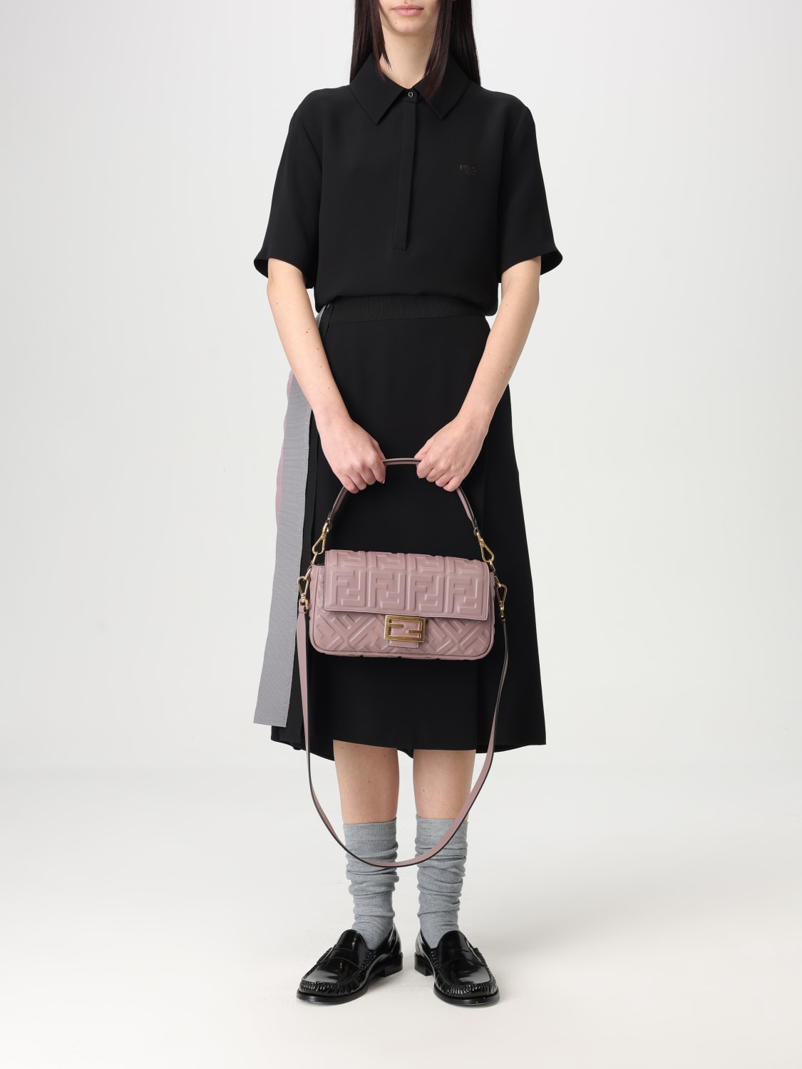 Tシャツ・カットソー FENDI Woman Polo Shirt Black FS8227AWZI F0GME Polo shirt Silk Black | Fendi