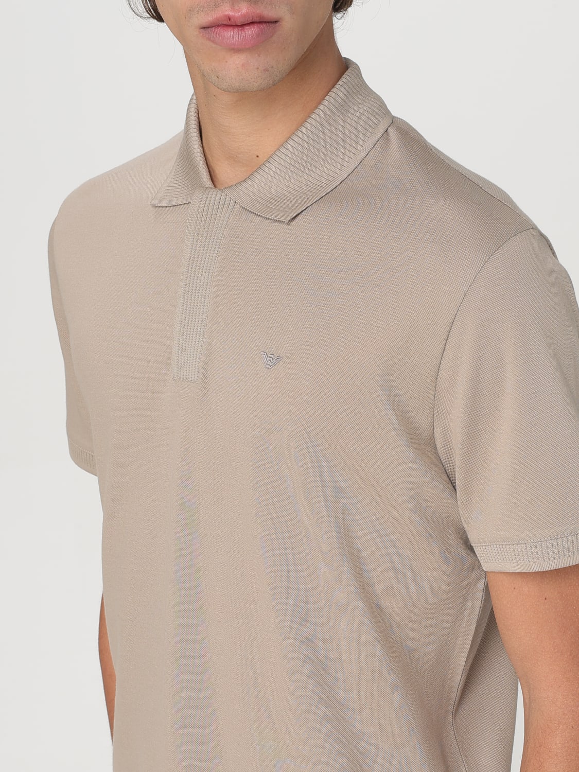 【関税&送料込】Emporio Armani T-shirts and Polos Beige Emporio Armani Deluxe Viscose T-Shirt Sand SM (US 39