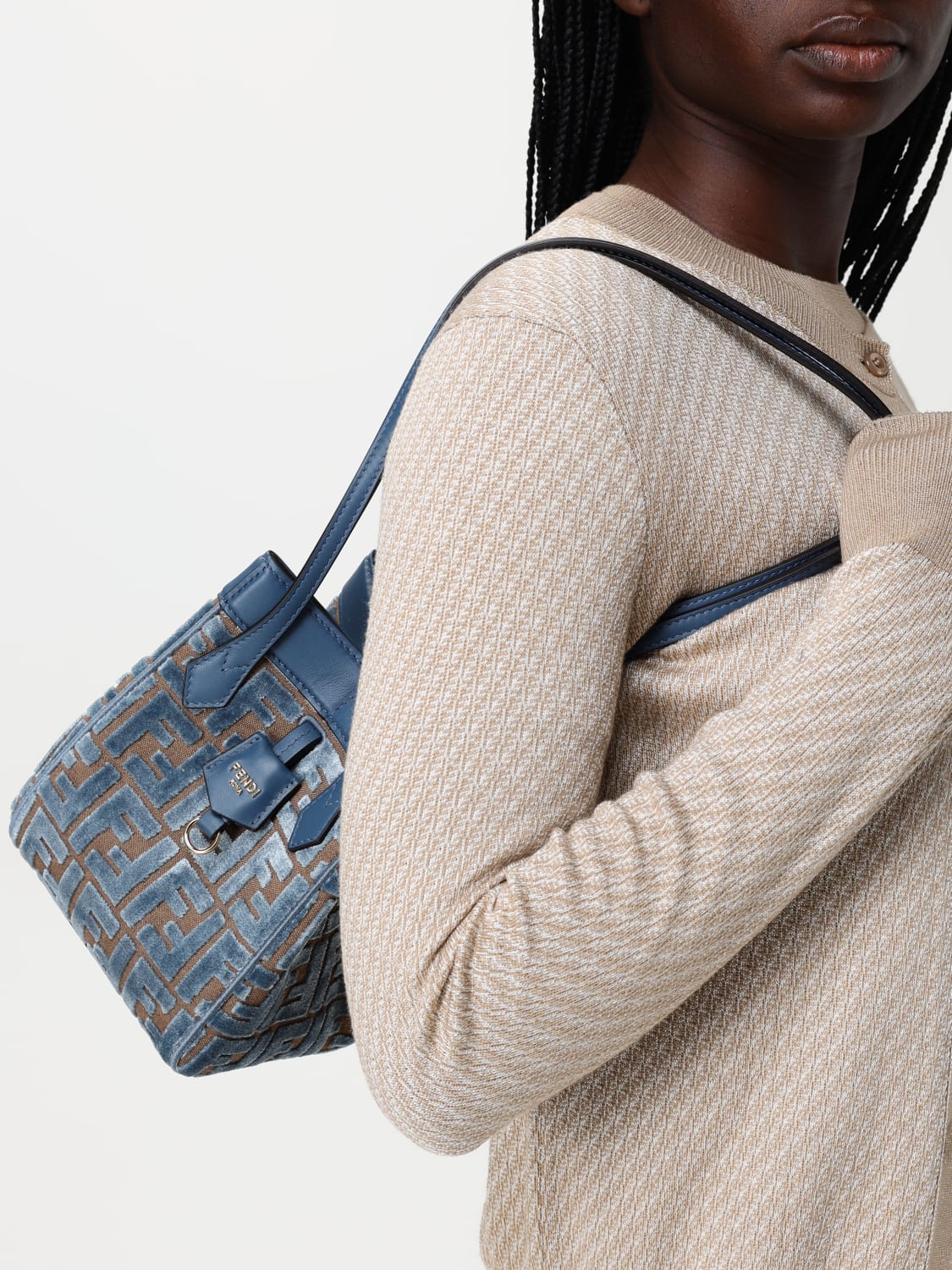 バッグ・カバンその他 FENDI Woman Mini bag Grey 8BS083AT14 F1NPU FENDI: Shoulder bag woman - Grey | Fendi mini bag 8BS083AT14