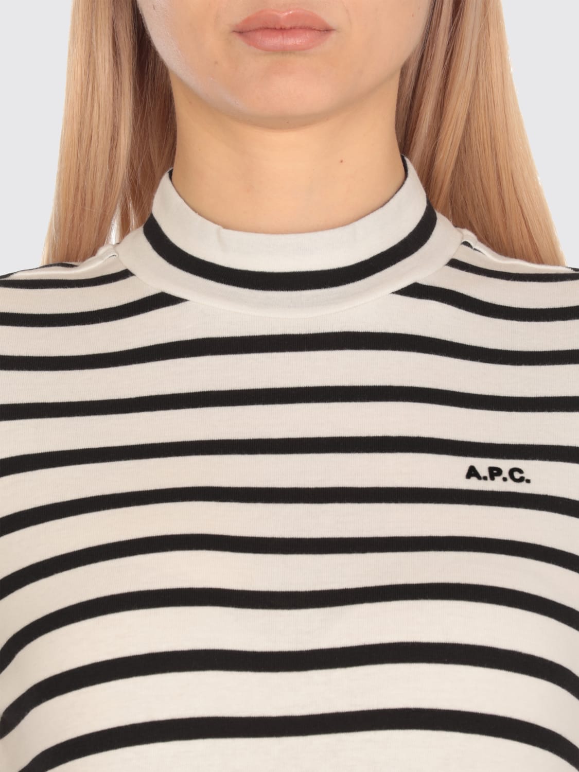 Tシャツ・カットソー A.P.C. Woman T-Shirt Beige COHCAF26348 TAT A.P.C.: T-shirt woman - Beige | A.P.C. t-shirt COHCAF26348
