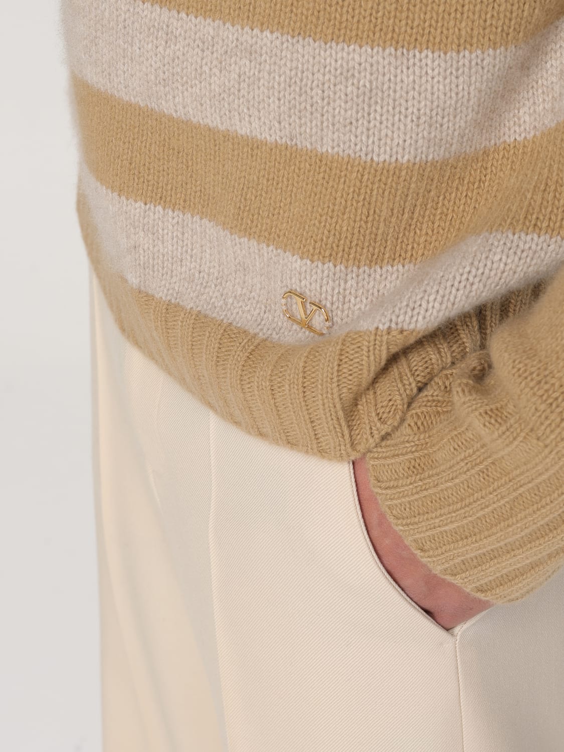 VALENTINO SWEATER: Sweater men Valentino, Beige - Img 5