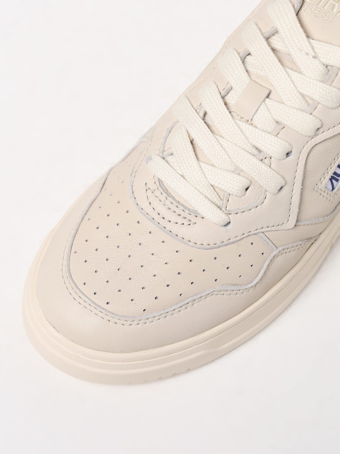 AUTRY SNEAKERS: Sneakers Medalist Autry in nappa, Beige - Img 4