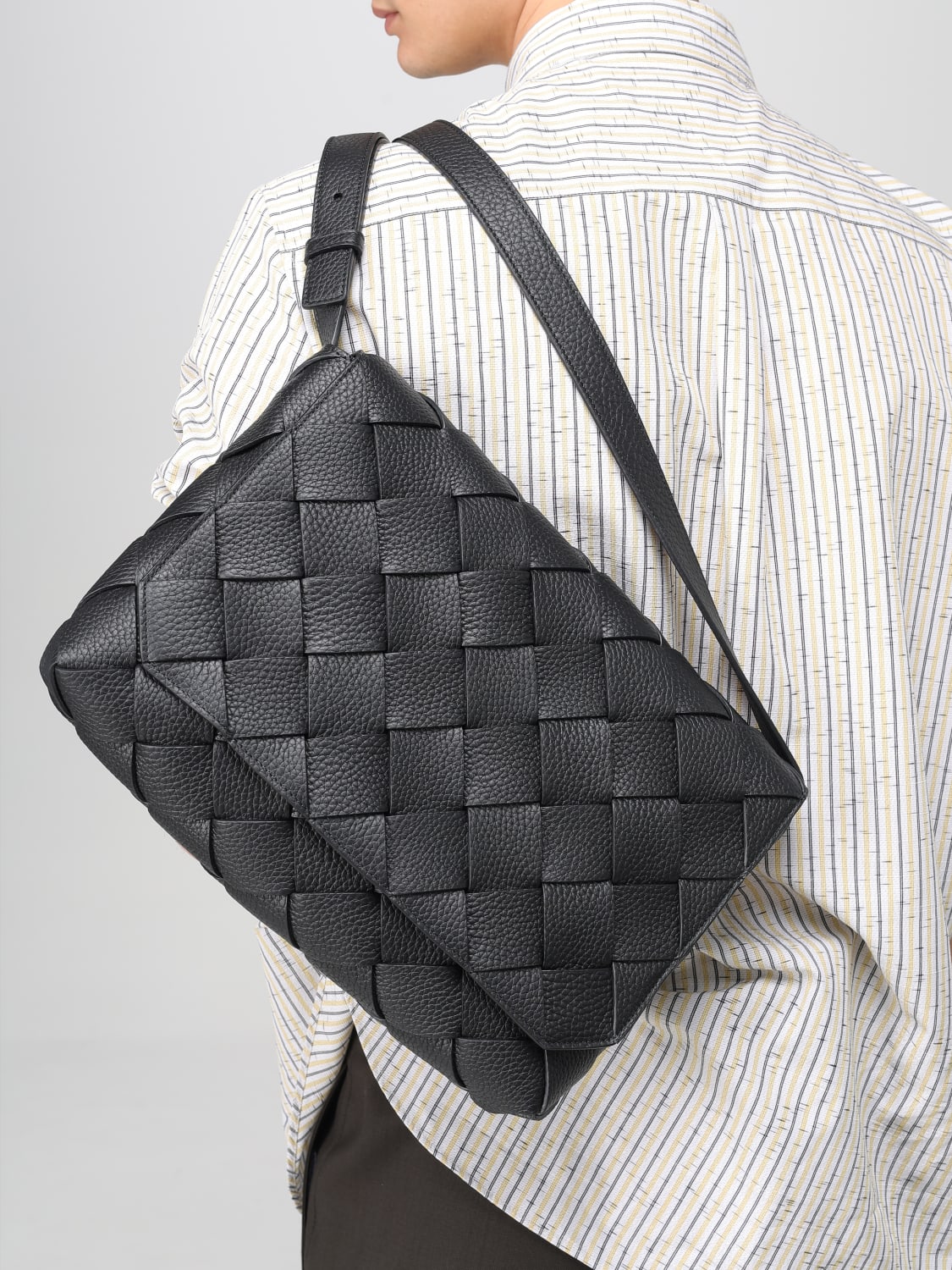 BOTTEGA VENETA BORSA A TRACOLLA: Borsa a tracolla Diago in pelle intrecciata Bottega Veneta, Nero - Img 2