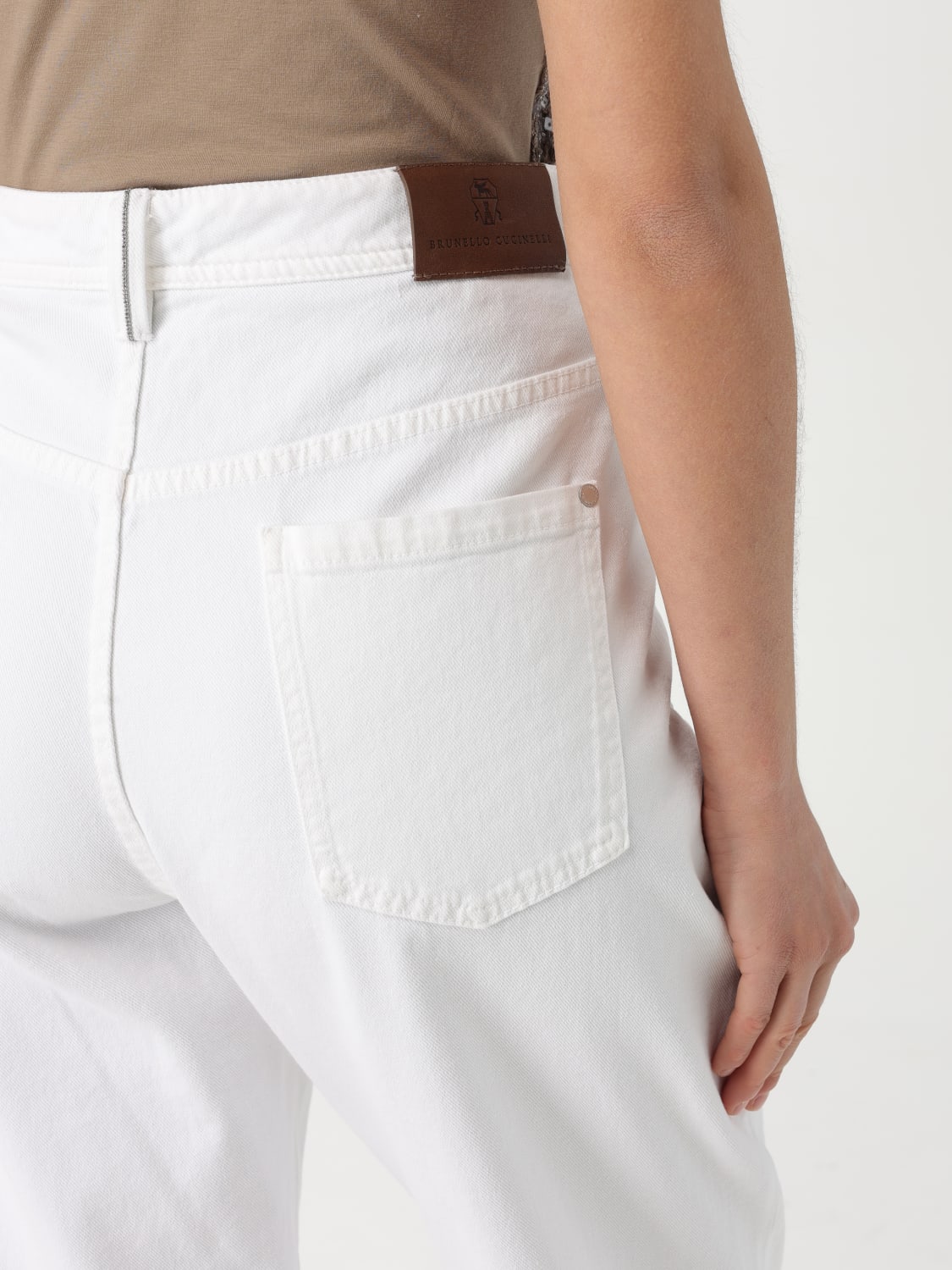 デニム・ジーパン BRUNELLO CUCINELLI Woman Jeans White MB057P5319 C159 BRUNELLO CUCINELLI: women's jeans - White | Brunello
