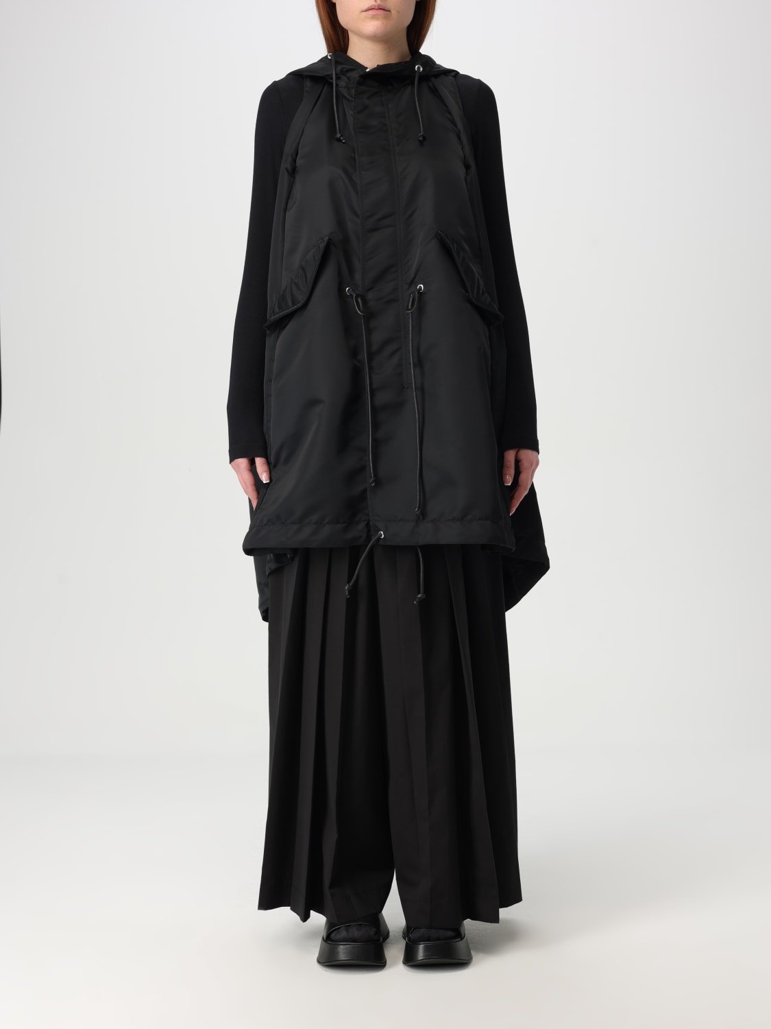 アウターその他 SACAI Woman Waistcoat Black 2507677 001 SACAI: Jacket woman - Black | Sacai waistcoat 2507677 online
