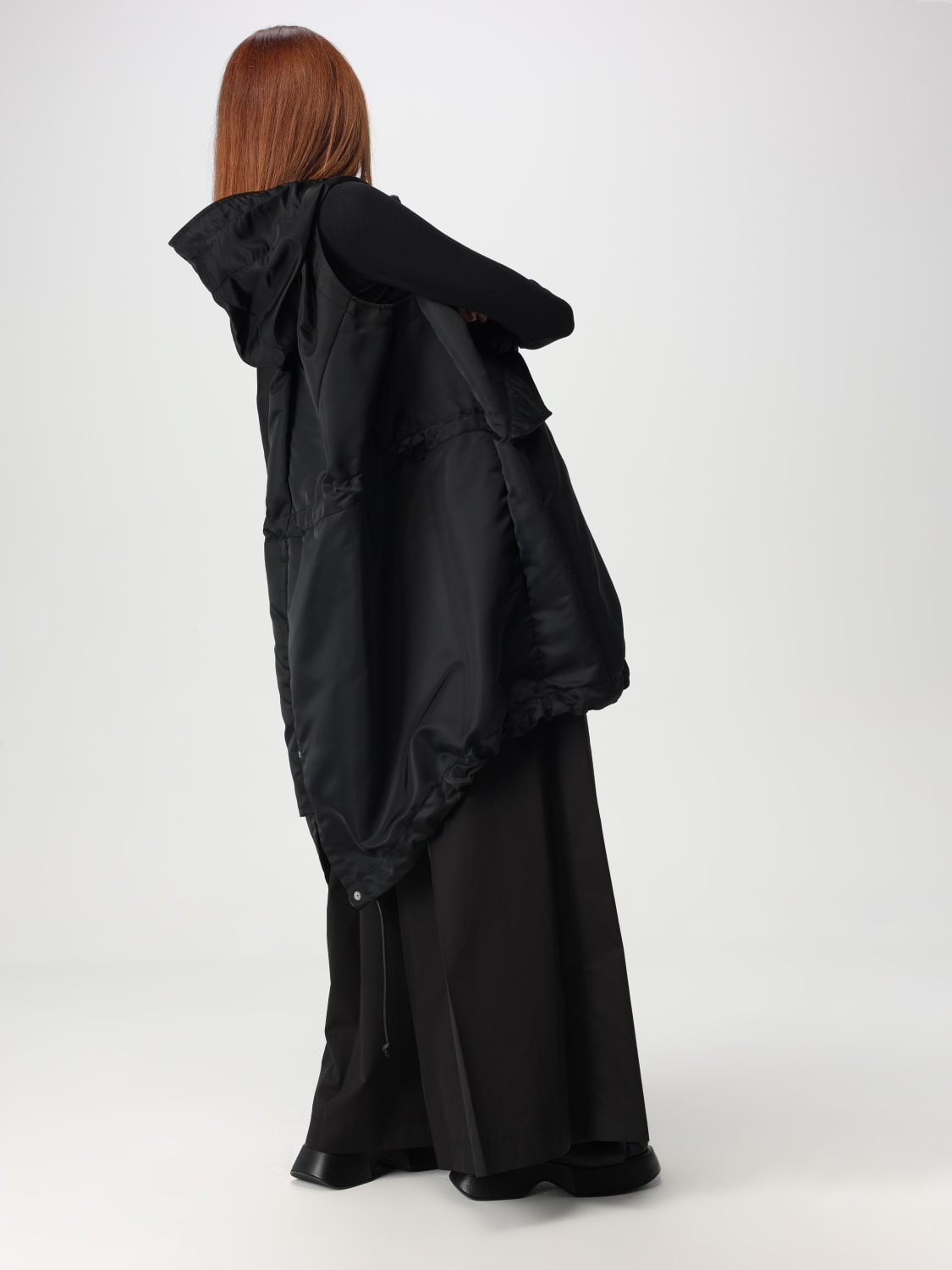 アウターその他 SACAI Woman Waistcoat Black 2507677 001 SACAI: Jacket woman - Black | Sacai waistcoat 2507677 online