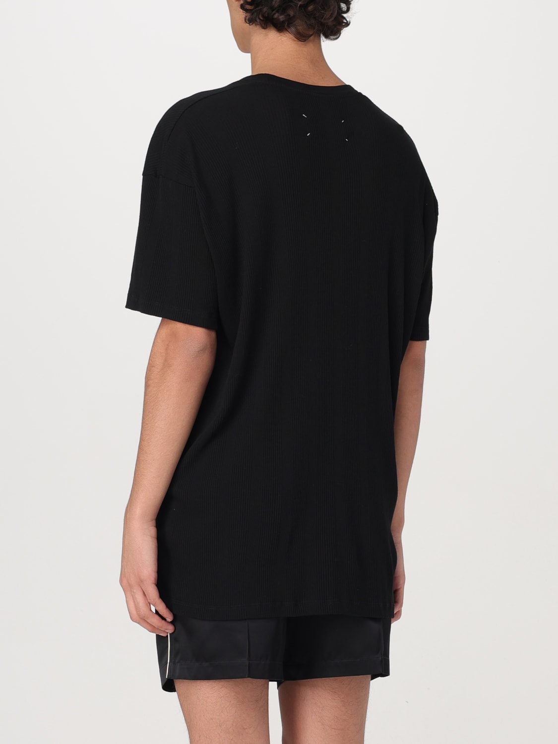 MAISON MARGIELA: T-shirt men - Black | Maison Margiela t