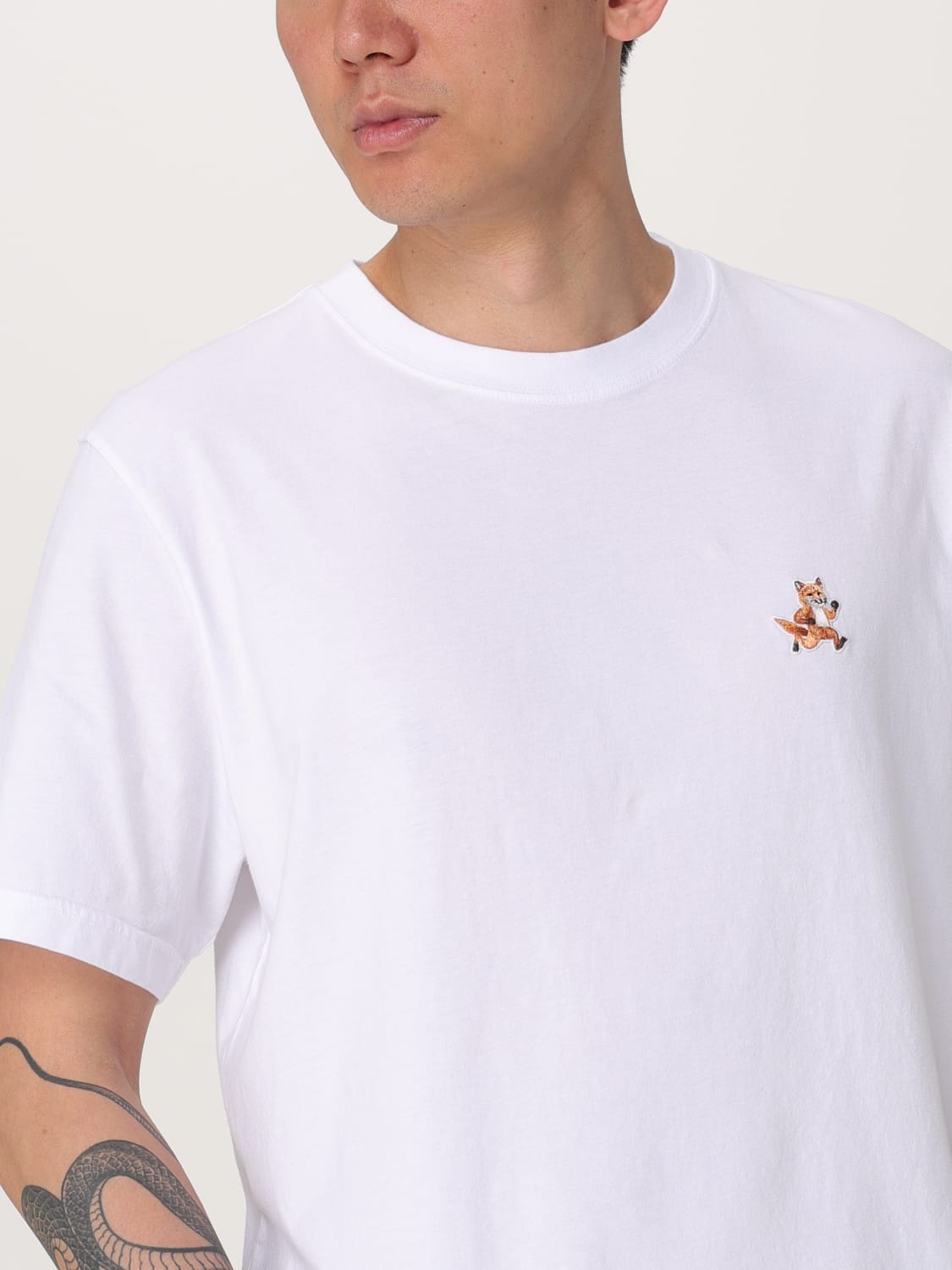 Tシャツ・カットソー MAISON KITSUNE Men T-shirt White MM00125KJ0008 P100 MAISON KITSUNÉ: T-shirt men - White | Maison Kitsuné t-shirt