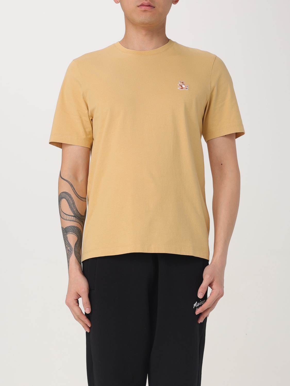 Tシャツ・カットソー MAISON KITSUNE Men T Shirts LM00110KJ0008 0116 Yellow MAISON KITSUNÉ: T-shirt men - Yellow | Maison Kitsuné t