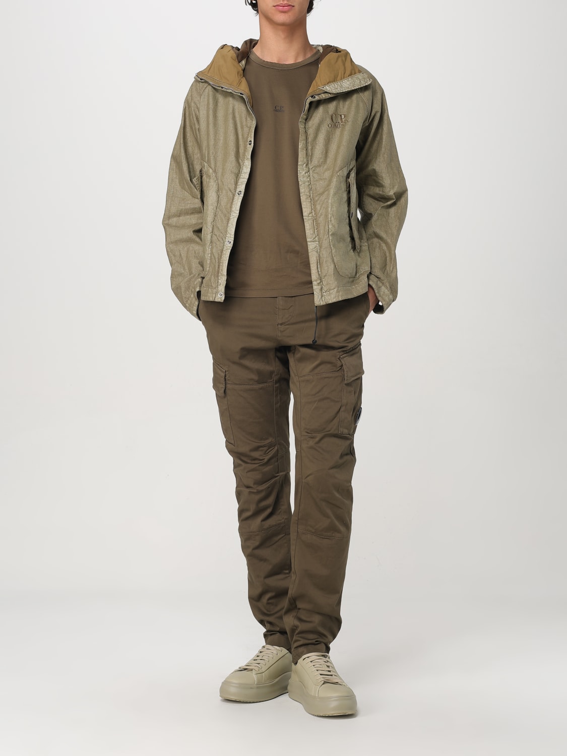 パンツ・ボトムスその他 C.P. COMPANY Men Pants Green 18CMPA056A005694G 683 C.P. COMPANY: Pants men - Green | C.P. Company pants
