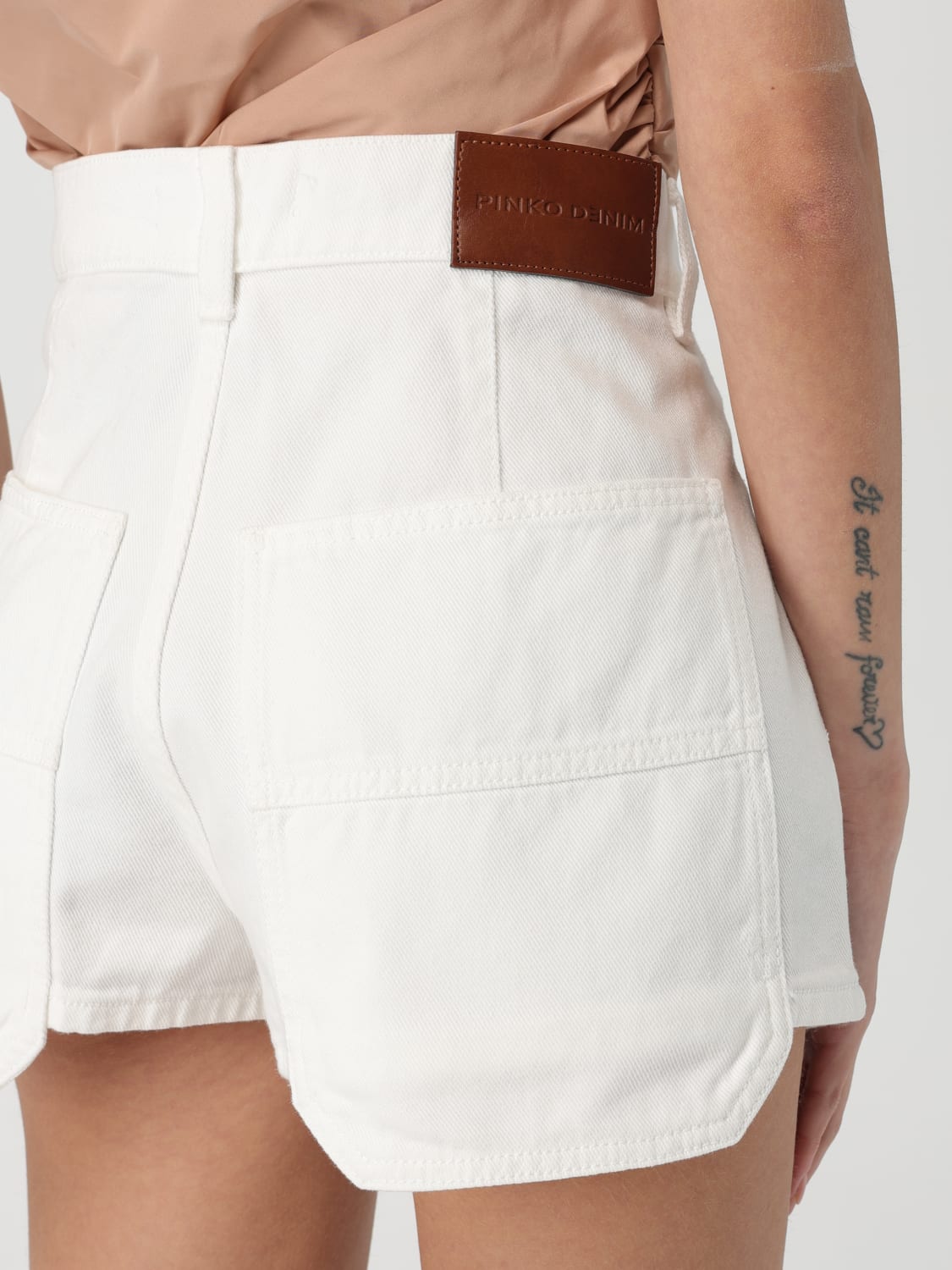 ショートパンツ PINKO Woman Short White 104893A2HD Z14 PINKO: Short woman - White | Pinko short 104893A2HD online