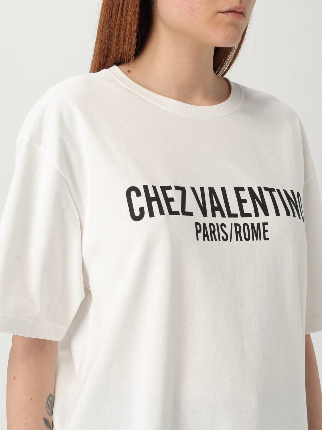 Tシャツ・カットソー VALENTINO Woman T-Shirt Ivory 6B3MG24Q95W A03 VALENTINO: T-shirt woman - Ivory | Valentino t-shirt
