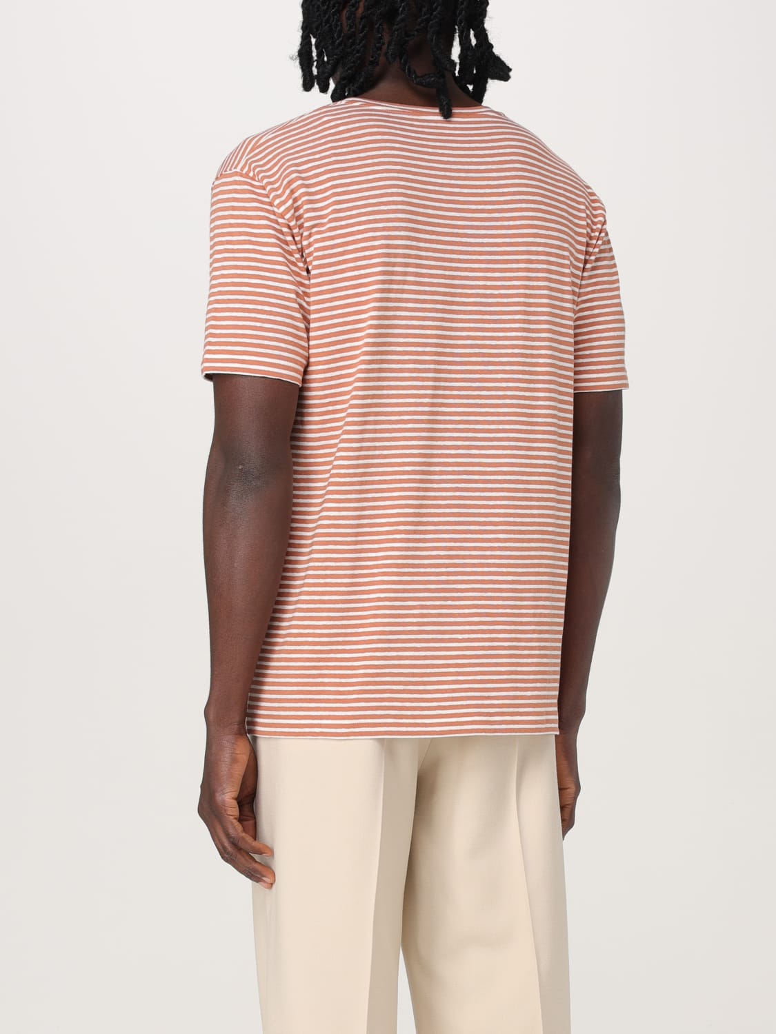 Tシャツ・カットソー VALENTINO Men T-shirt Butter 6V3MG16SAPY RGV VALENTINO: T-shirt men - Butter | Valentino t-shirt
