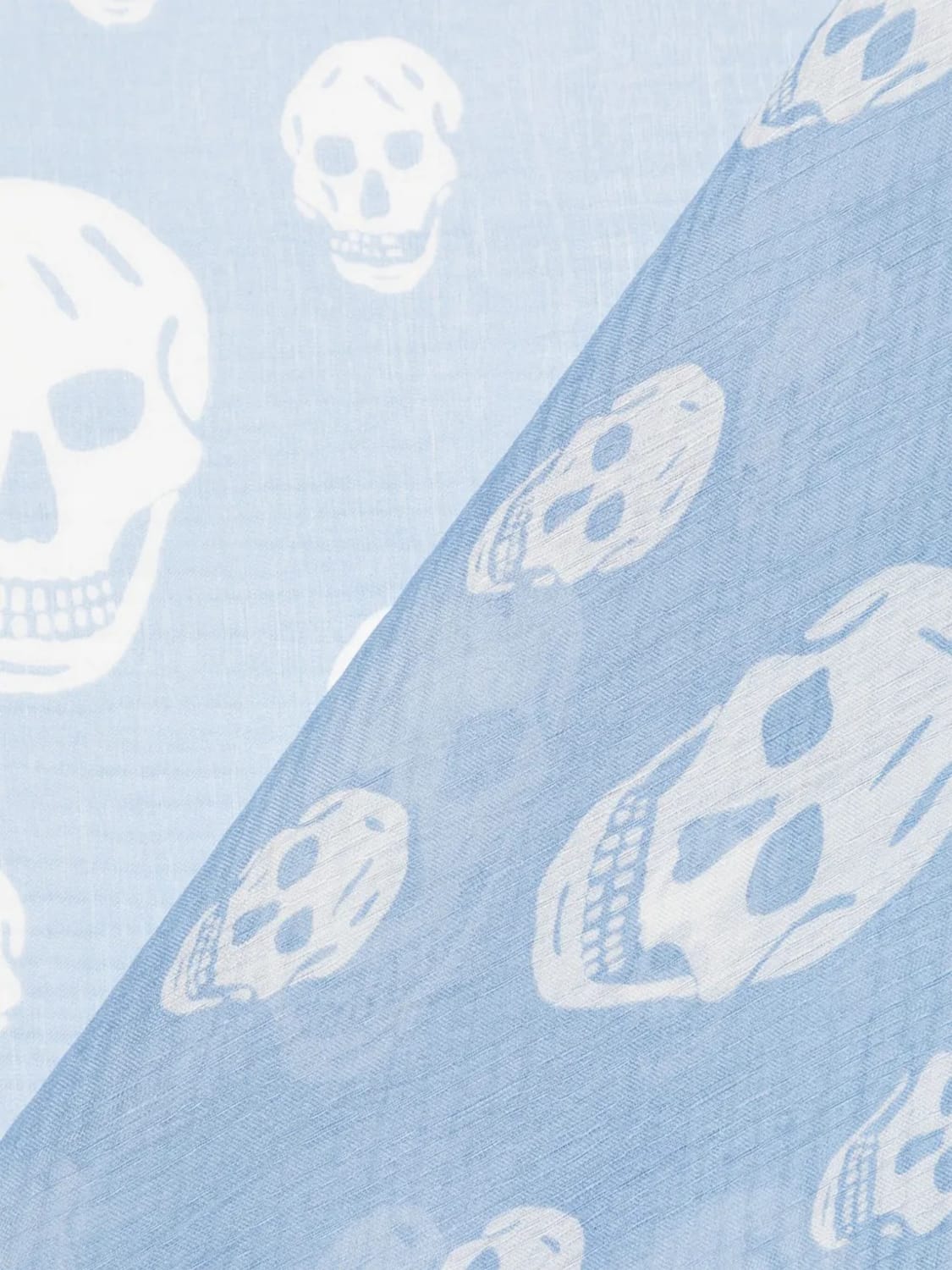 スカーフ ALEXANDER MCQUEEN Woman Scarf Blue 8078893052Q 4878 MCQUEEN: Scarf woman - Blue | McQueen scarf 8078893052Q
