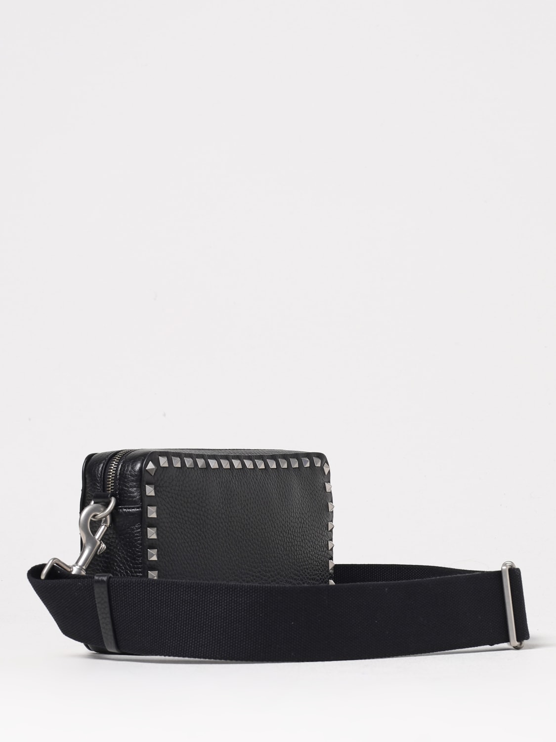 ショルダーバッグ VALENTINO GARAVANI Men Shoulder bag Black 6Y2B0704TED 0NO VALENTINO GARAVANI: Bags men - Black | Valentino Garavani