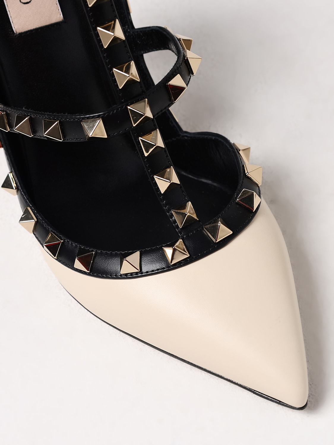 シューズ・サンダルその他 VALENTINO GARAVANI Woman Pumps White 6W2S0393YXZ QT3 VALENTINO GARAVANI: High heel shoes woman - White