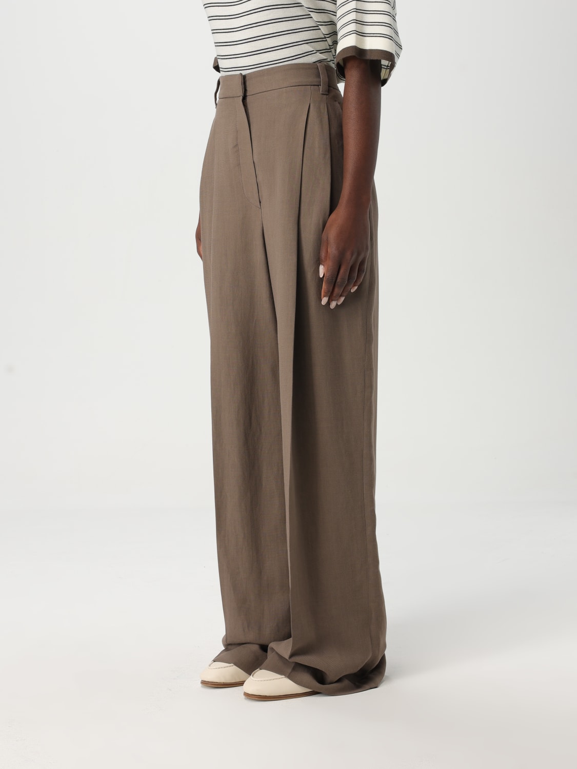 パンツ BRUNELLO CUCINELLI Women Straight Pants MH126P8669 C2925 BRO BRUNELLO CUCINELLI: Pants woman - Brown | Brunello Cucinelli