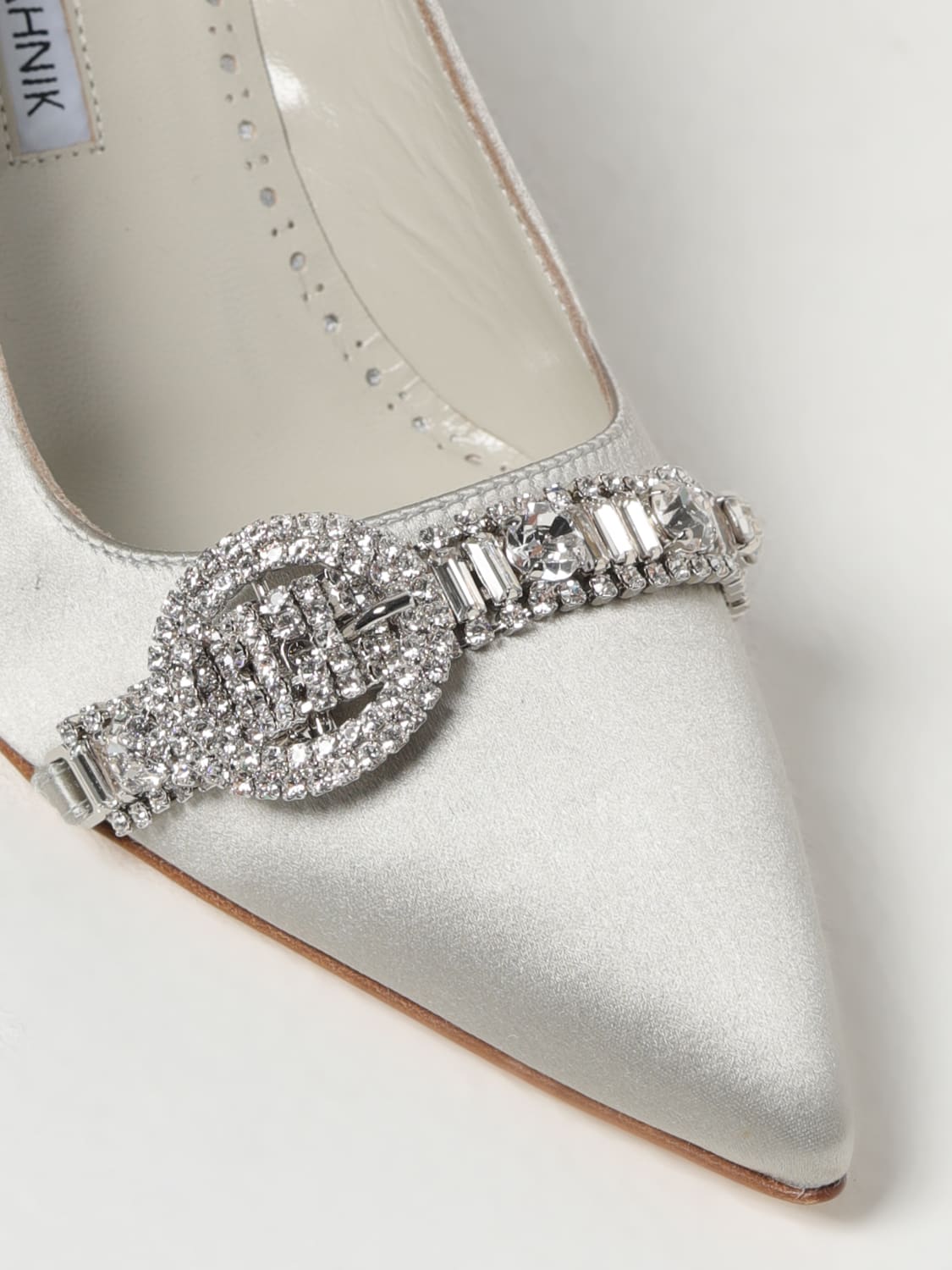 シューズ・サンダルその他 MANOLO BLAHNIK Woman Pumps Grey 4241928 0334 MANOLO BLAHNIK：シューズ レディース - グレー | GIGLIO.COM