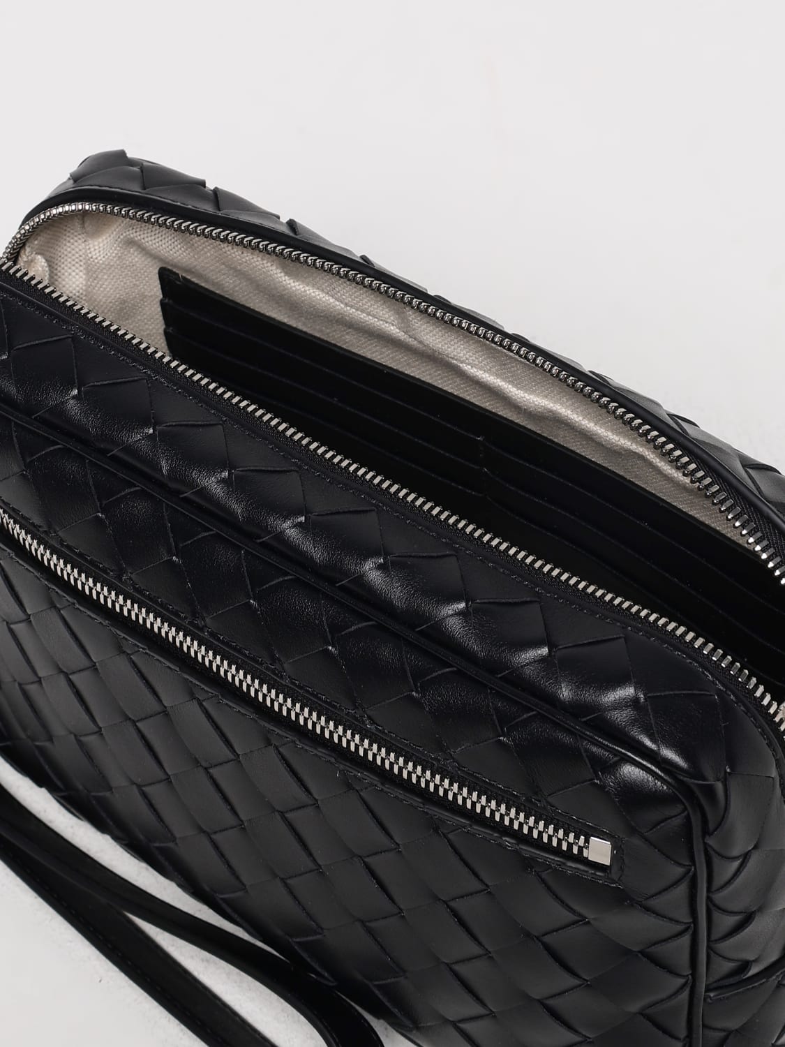 BOTTEGA VENETA PORTADOCUMENTI: Pochette Bottega Veneta in pelle intrecciata , Nero - Img 5
