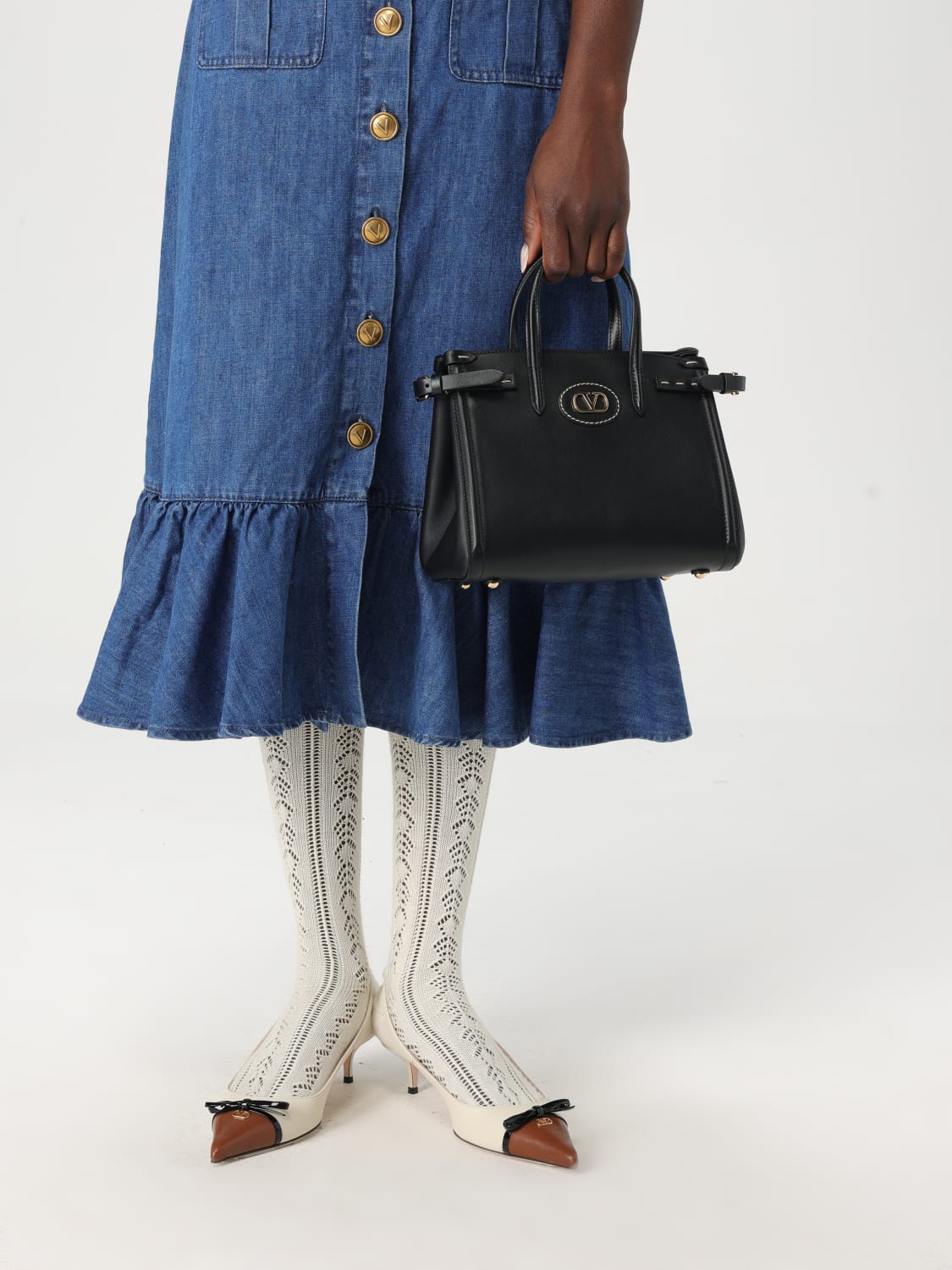 VALENTINO GARAVANI: Handbag woman - Black | Valentino