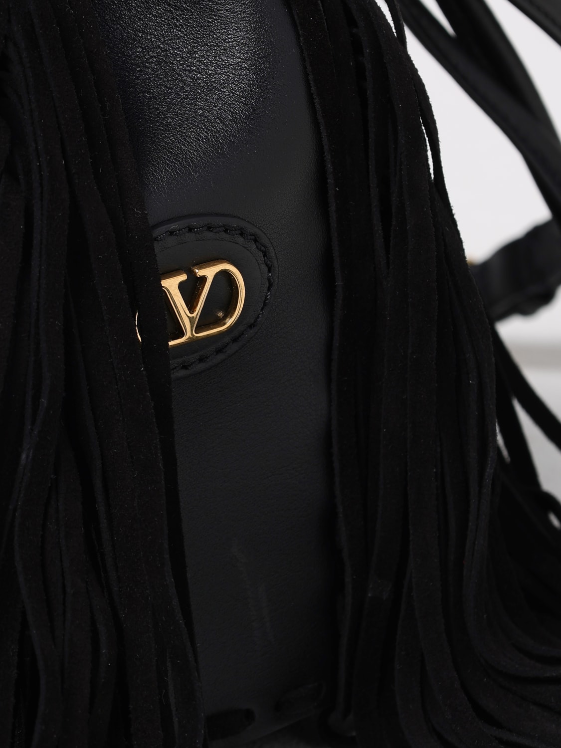 バッグ・カバンその他 VALENTINO Woman Mini bag Black 6W2B0R28LUJ 0NO Valentino Garavani Black hammered leather mini Vlogo bag