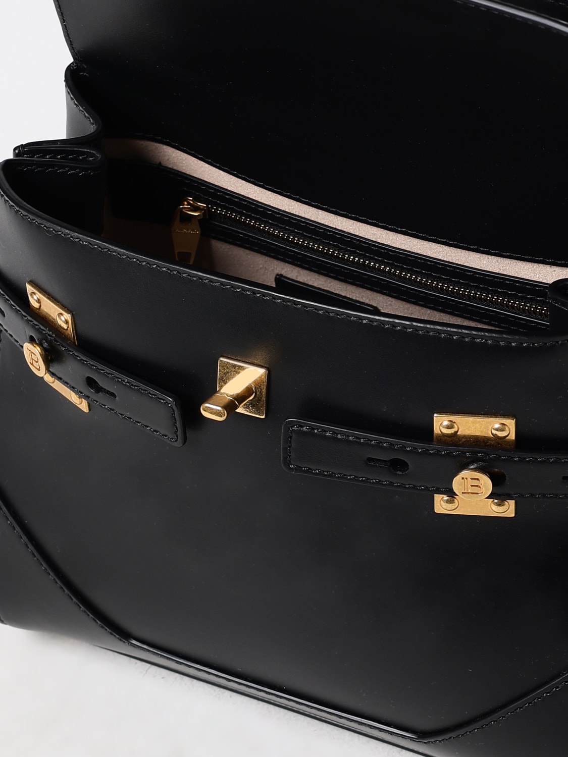 ショルダーバッグ・ポシェット BALMAIN Woman Shoulder bag Black DN1DB526LAVE 0PA BALMAIN: Shoulder bag woman - Black | Balmain mini bag