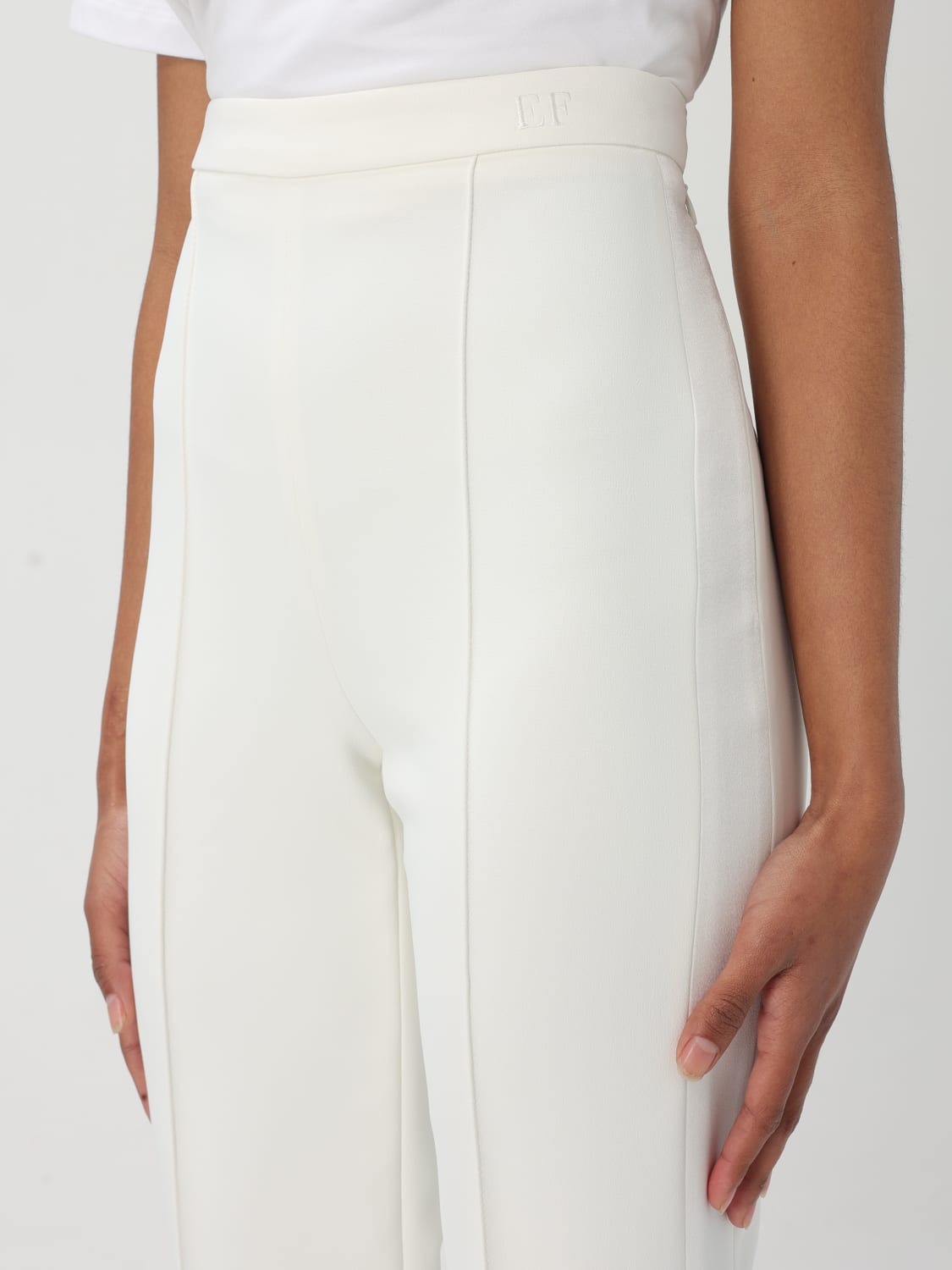 パンツ ELISABETTA FRANCHI Woman Pants Ivory PA085 360 ELISABETTA FRANCHI Women's trousers pa09852e2-360 ivory