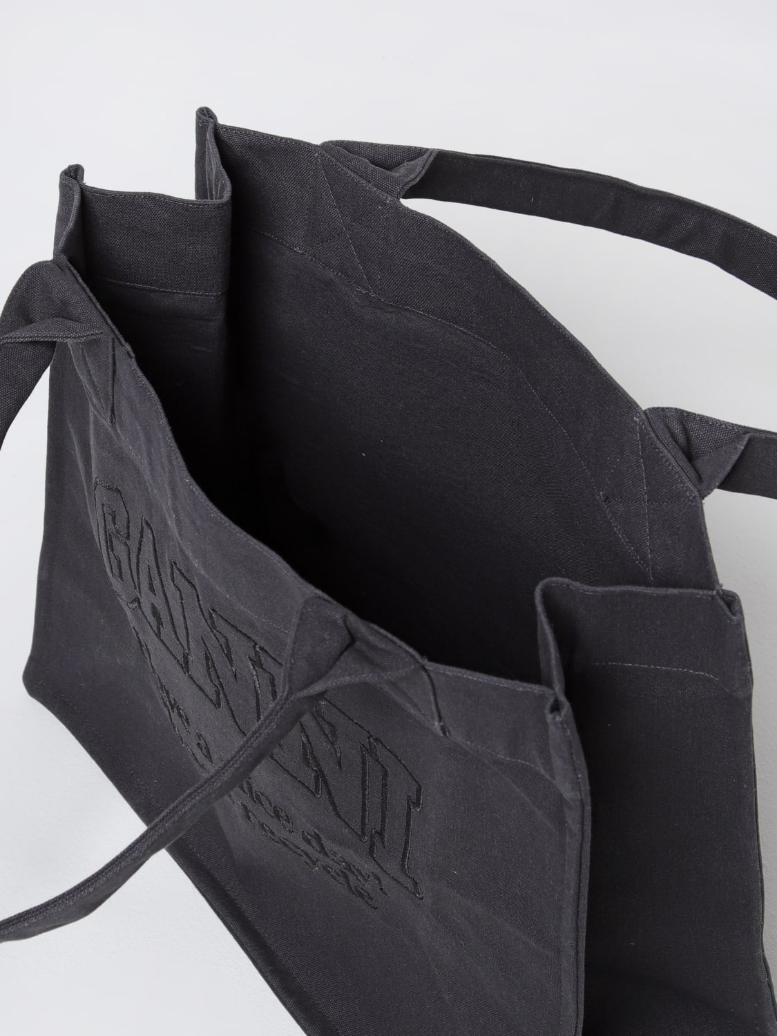 トートバッグ GANNI Woman Tote bags Black A5577 252 GANNI - Large Canvas Tote Bag in Phantom – gravitypope