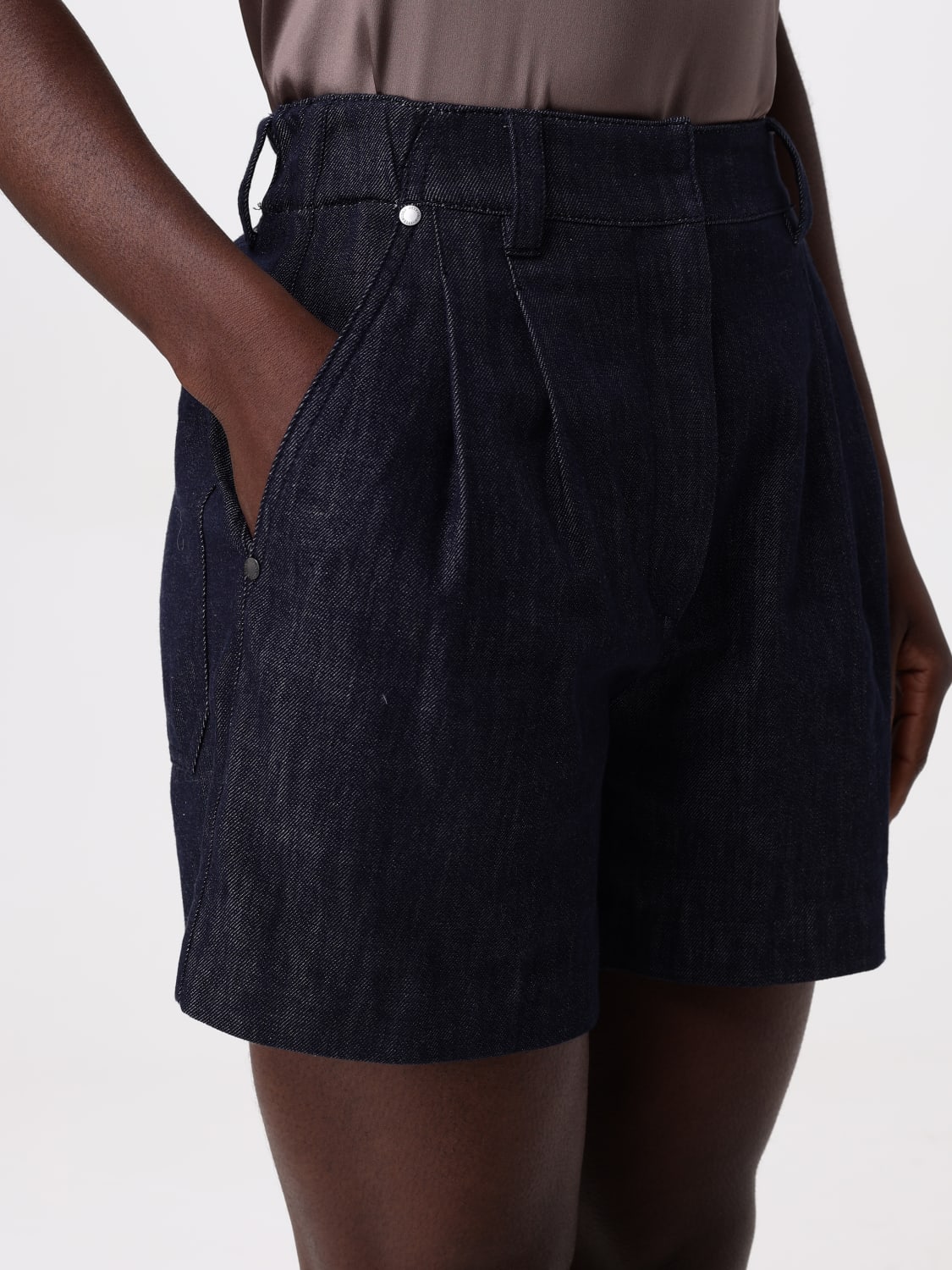 ショートパンツ BRUNELLO CUCINELLI Woman Short Blue MB125P5761 C001 Brunello Cucinelli Denim Shorts - Blue - Women | MB125P5761C001