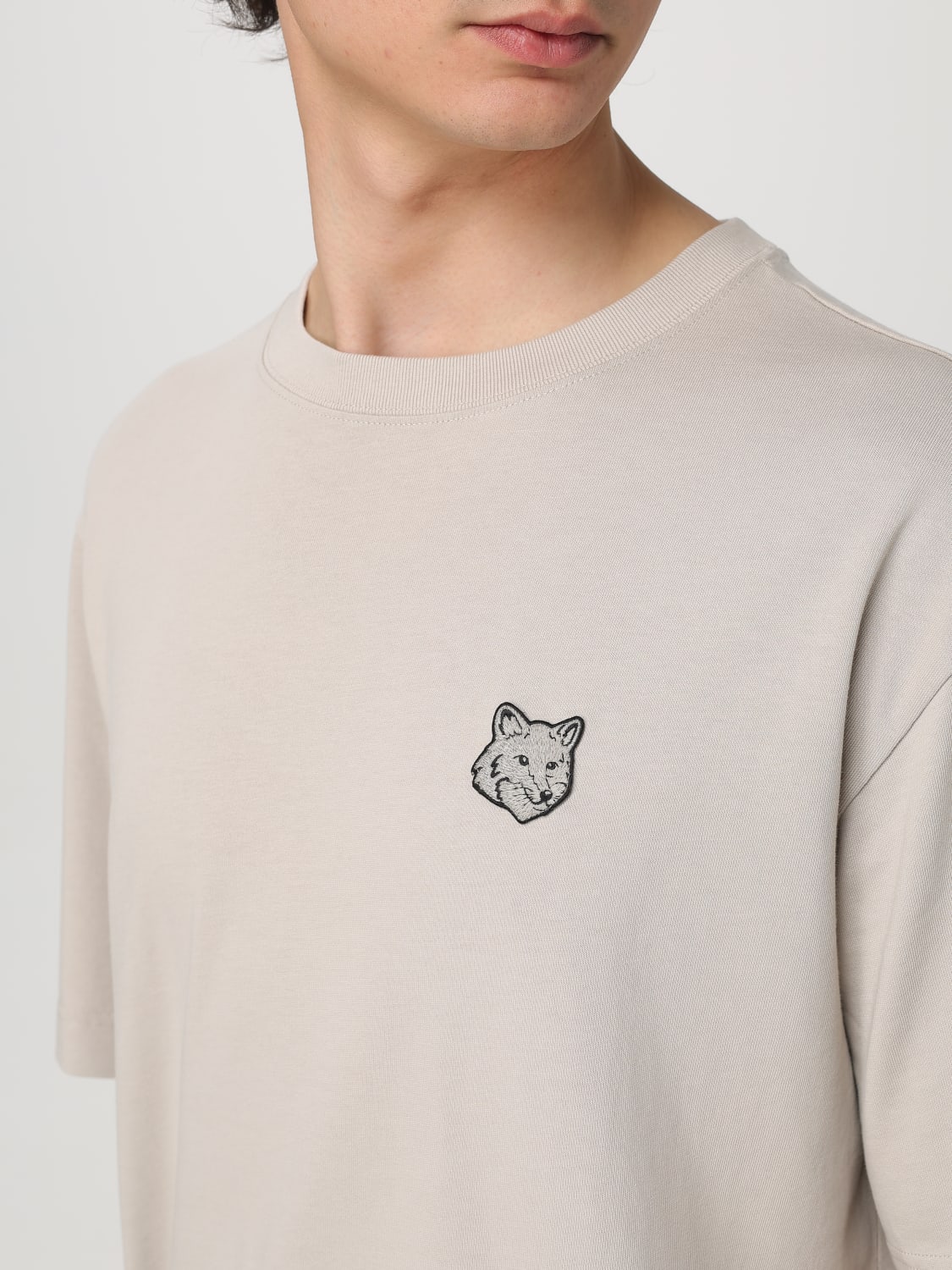 Tシャツ・カットソー MAISON KITSUNE Men T Shirts LM00107KJ0119 0119 beige Maison Kitsuné Fox Head Patch Oversized T-Shirt, Size Medium