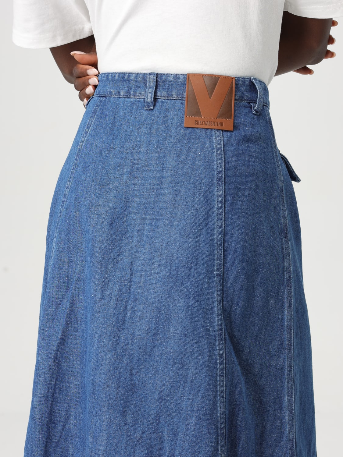 スカート VALENTINO Woman Skirt Blue 6B3DD18L94C 558 VALENTINO: Skirt woman - Blue | Valentino skirt 6B3DD18L94C