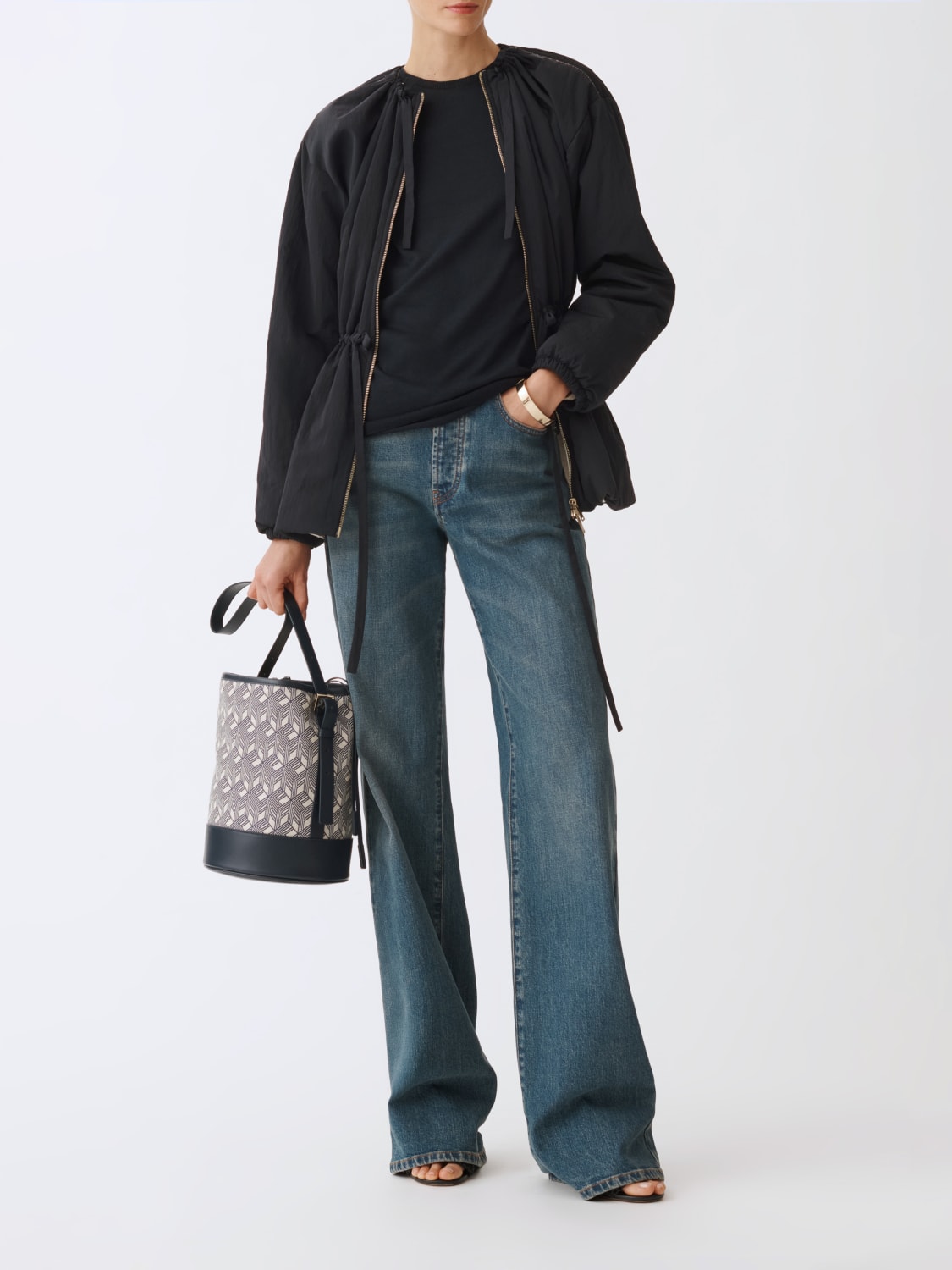 ダウンジャケット・コート FABIANA FILIPPI Fabiana Filippi Coats (CTD215F224 L5858196) Fabiana Filippi Down Puffer Jacket - ShopStyle