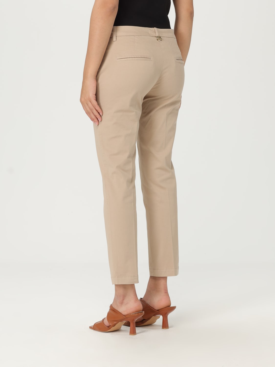 TWINSET PANTALONI: Pantalone cropped Twinset in cotone stretch , Corda - Img 2