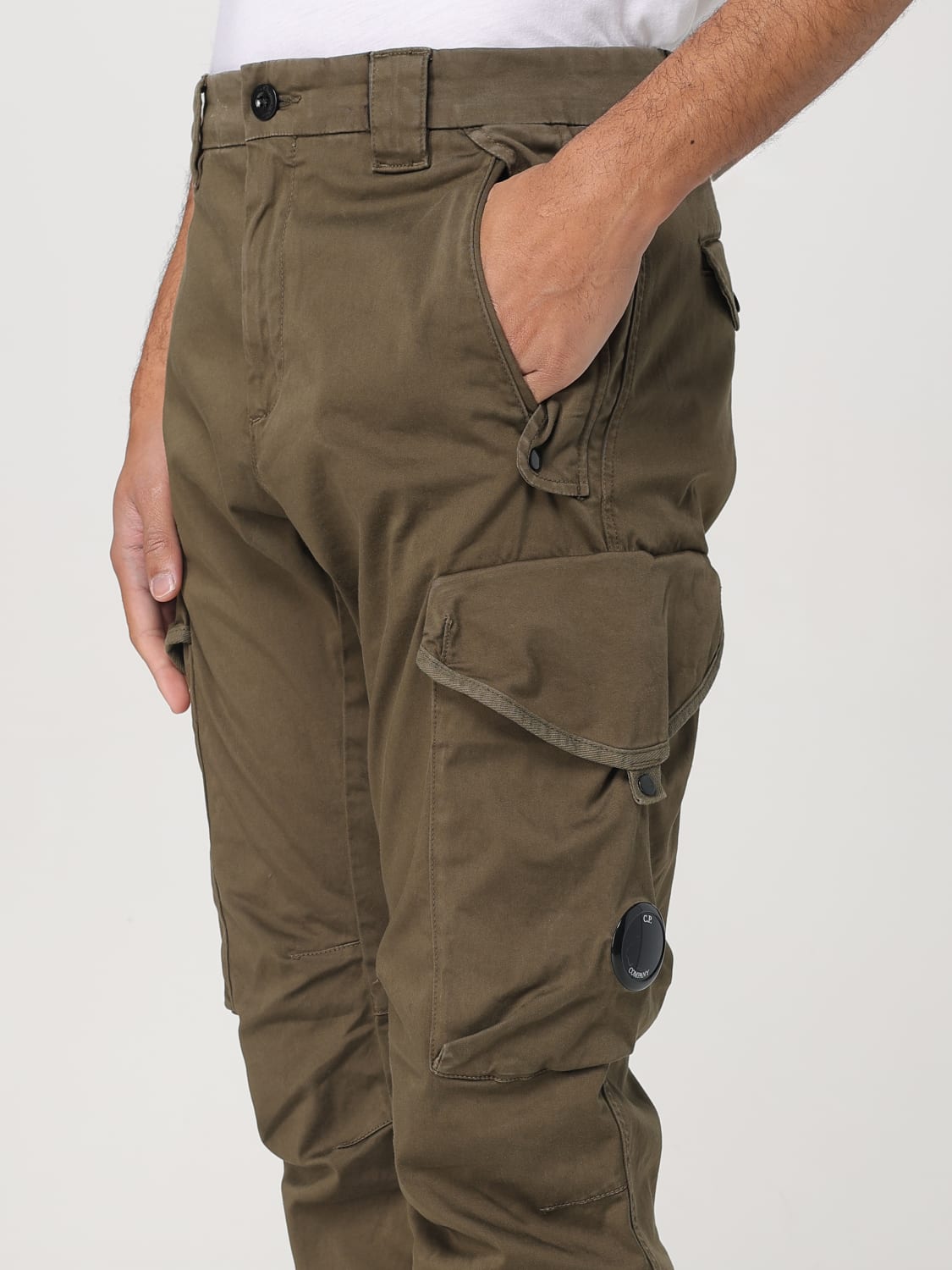 パンツ・ボトムスその他 C.P. COMPANY Men Pants Green 18CMPA056A005694G 683 C.P. COMPANY: Pants men - Green | C.P. Company pants