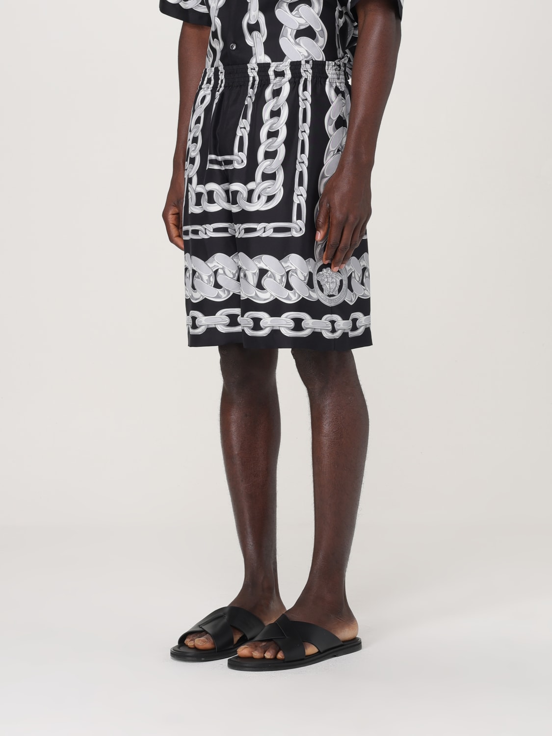 VERSACE 短裤: 短裤 男士 Versace, 黑色 - Img 4