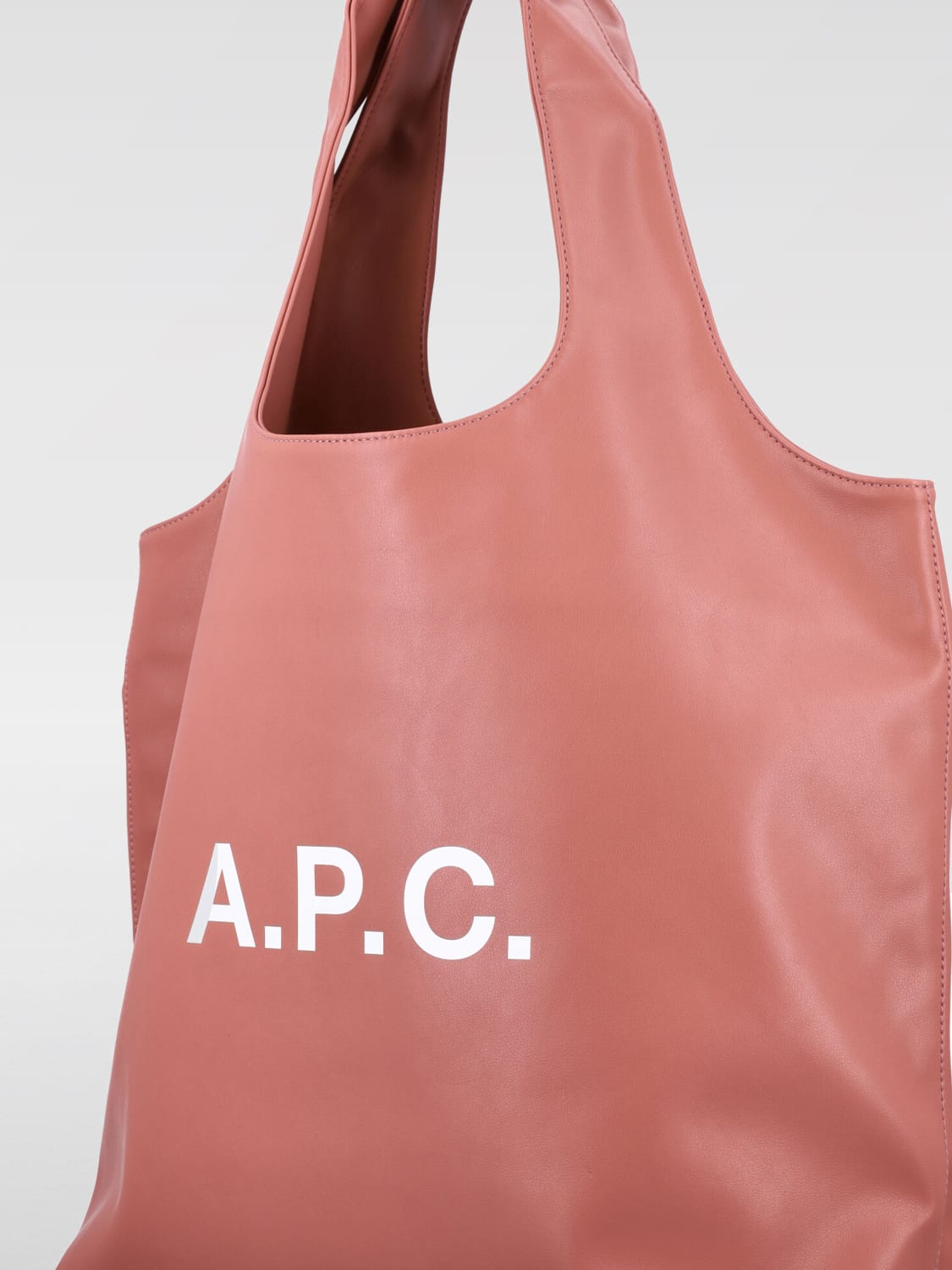 A.P.C. BORSA A TRACOLLA: Borsa a spalla Ninon con logo A.P.C. in pelle sintetica, Rosa - Img 4